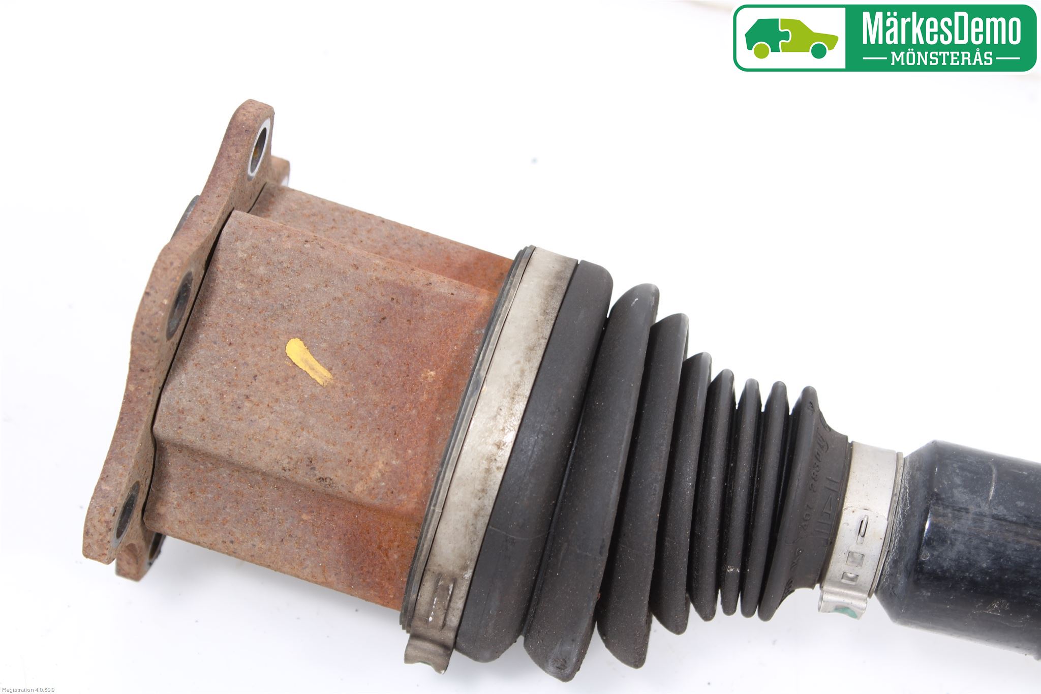 Volkswagen VW PASSAT 15-19 Drivaxel Fram Höger