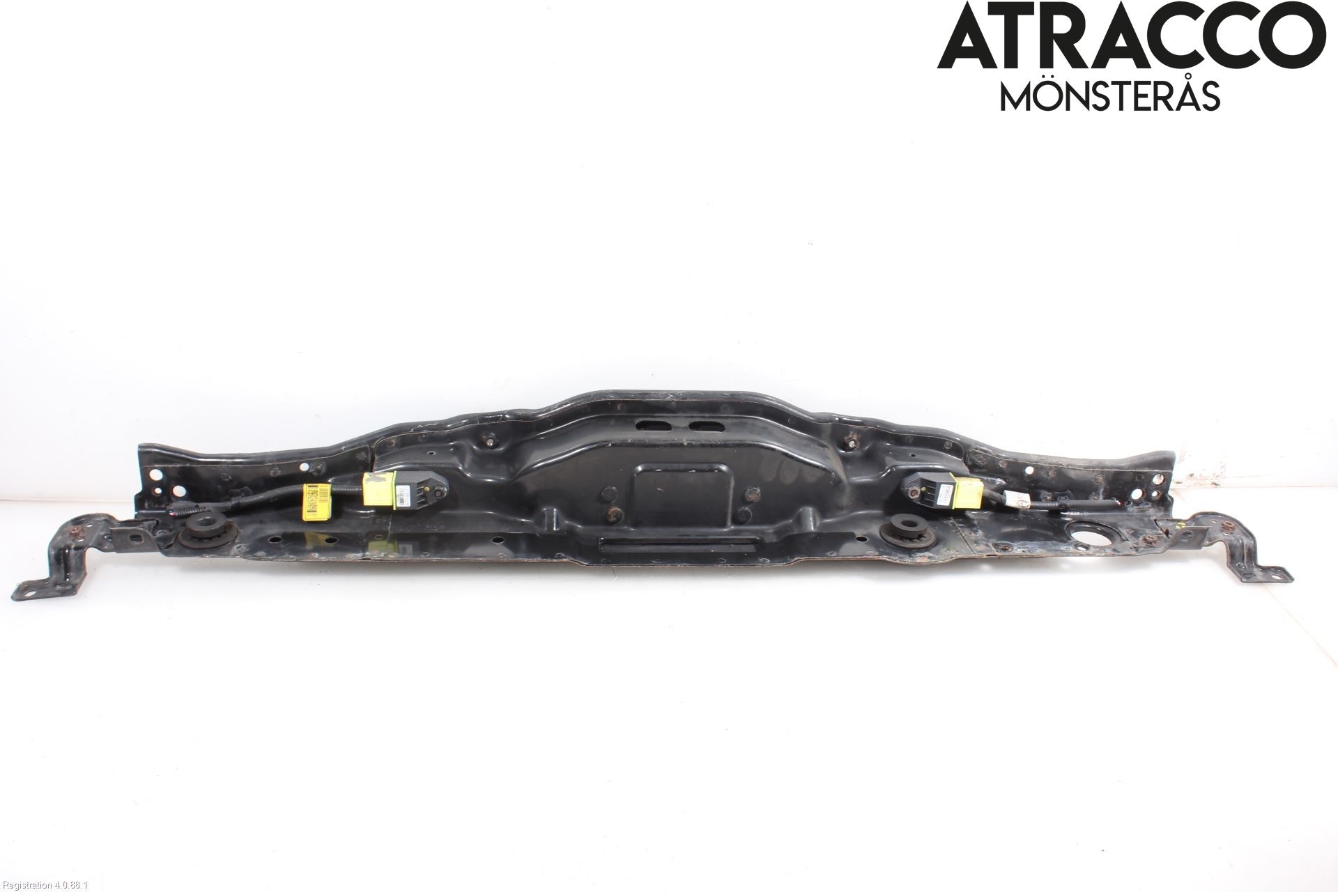 Hyundai i40 16-18 Front Huvlåsplåt-Balk