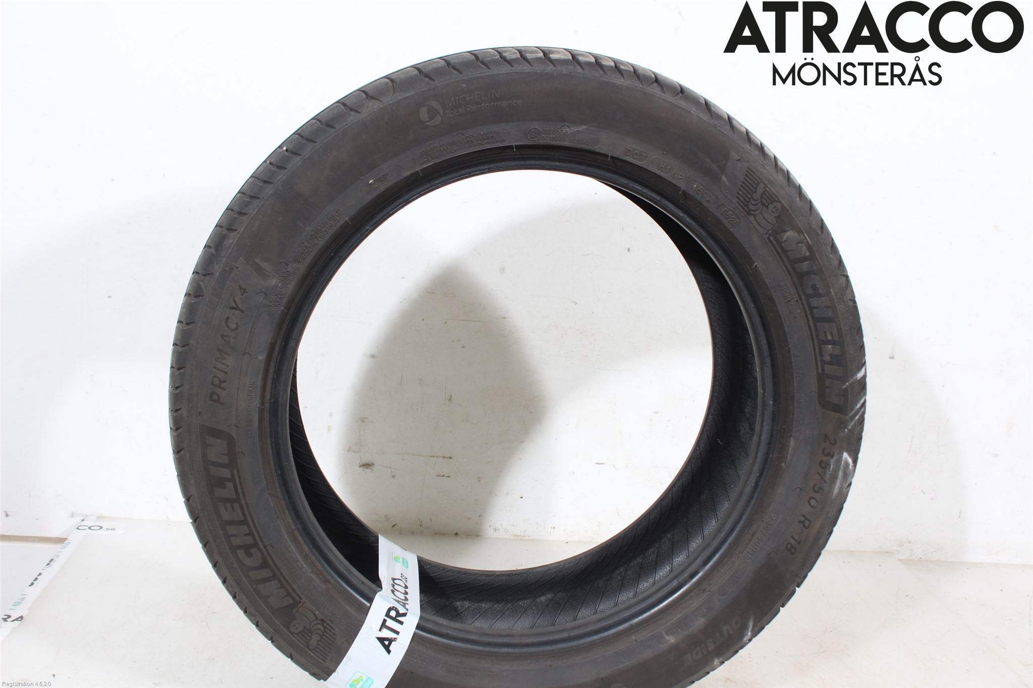 SOMMARDÄCK Dim 235/50-18