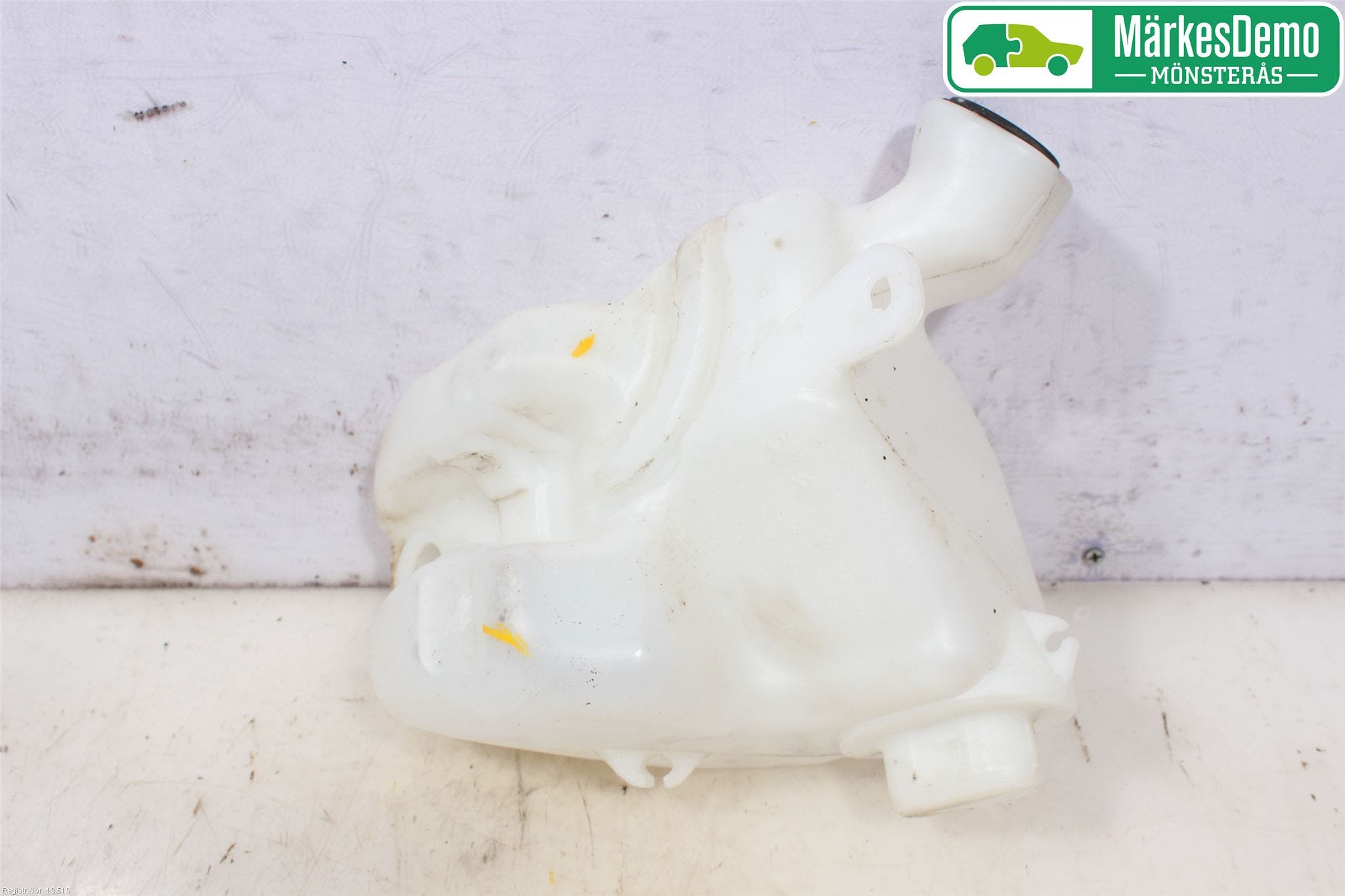 Peugeot 208 12-15 Spolartank Vindruta