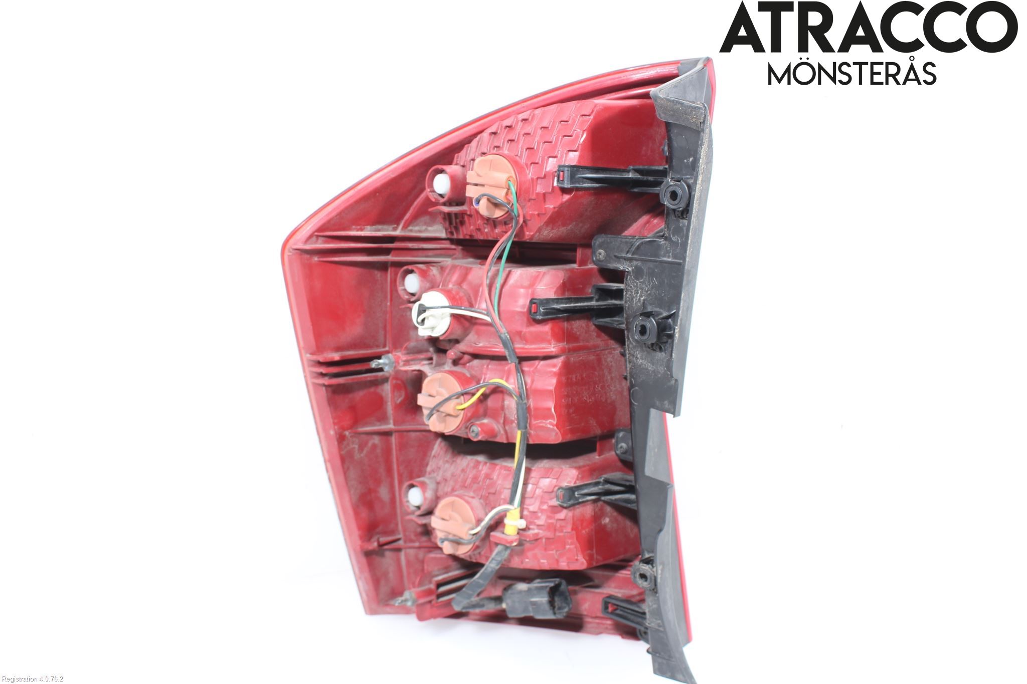 Kia CARENS II 07-12 Bakljus Höger