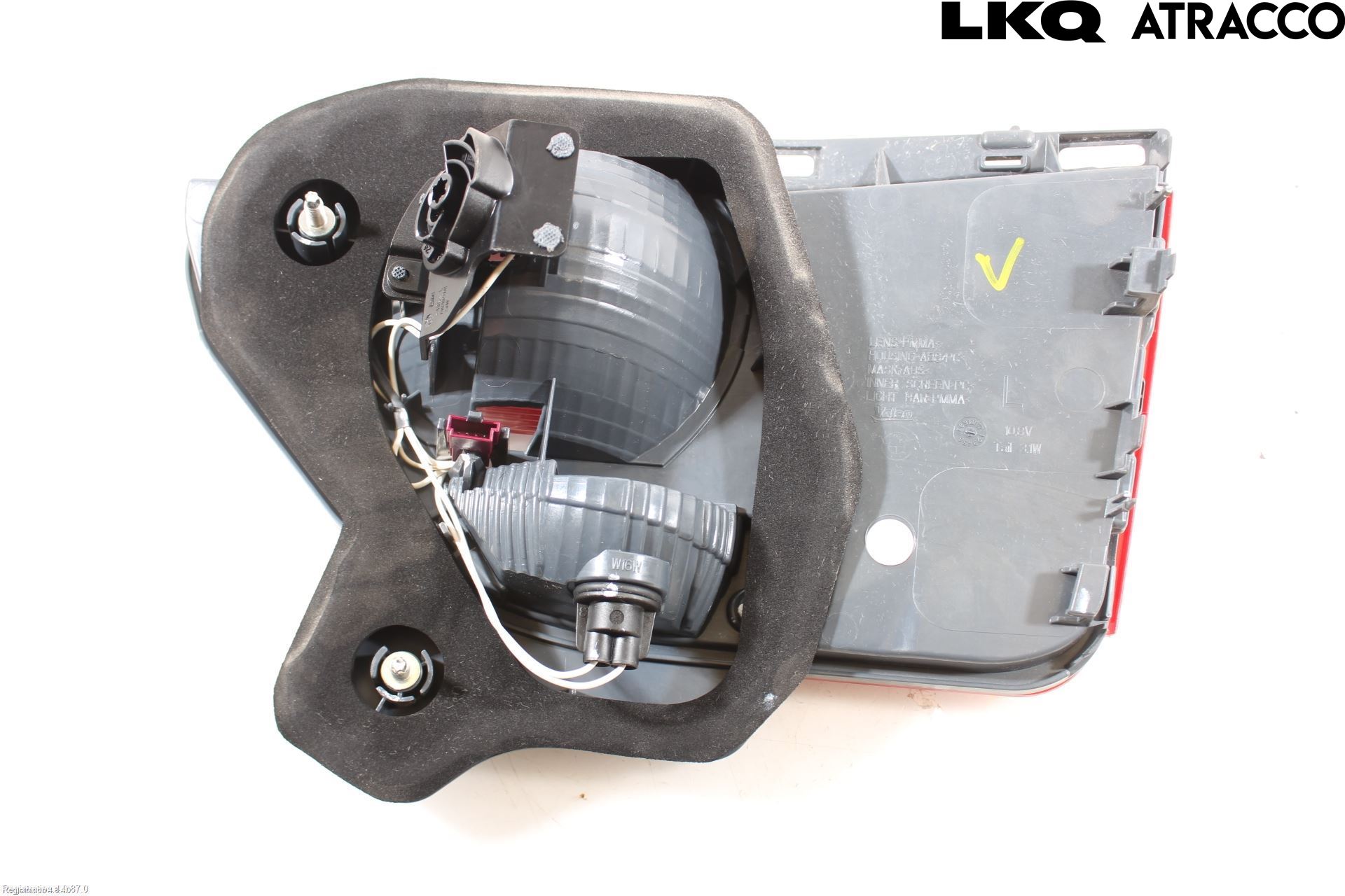BMW 5 F10/F11/F18 09-17 Bakljus Lucka Vä