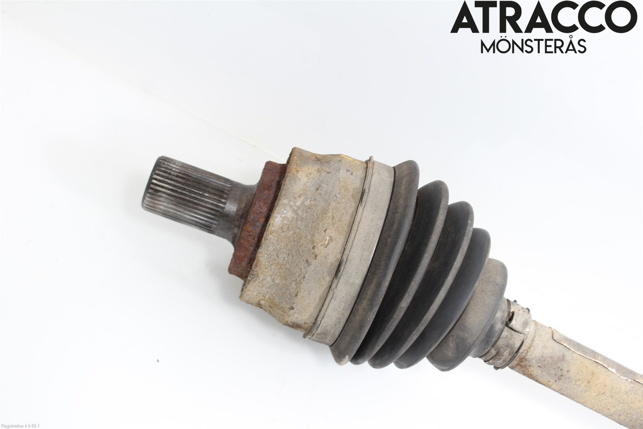 Volvo V40 12-19 Drivaxel Fram Höger