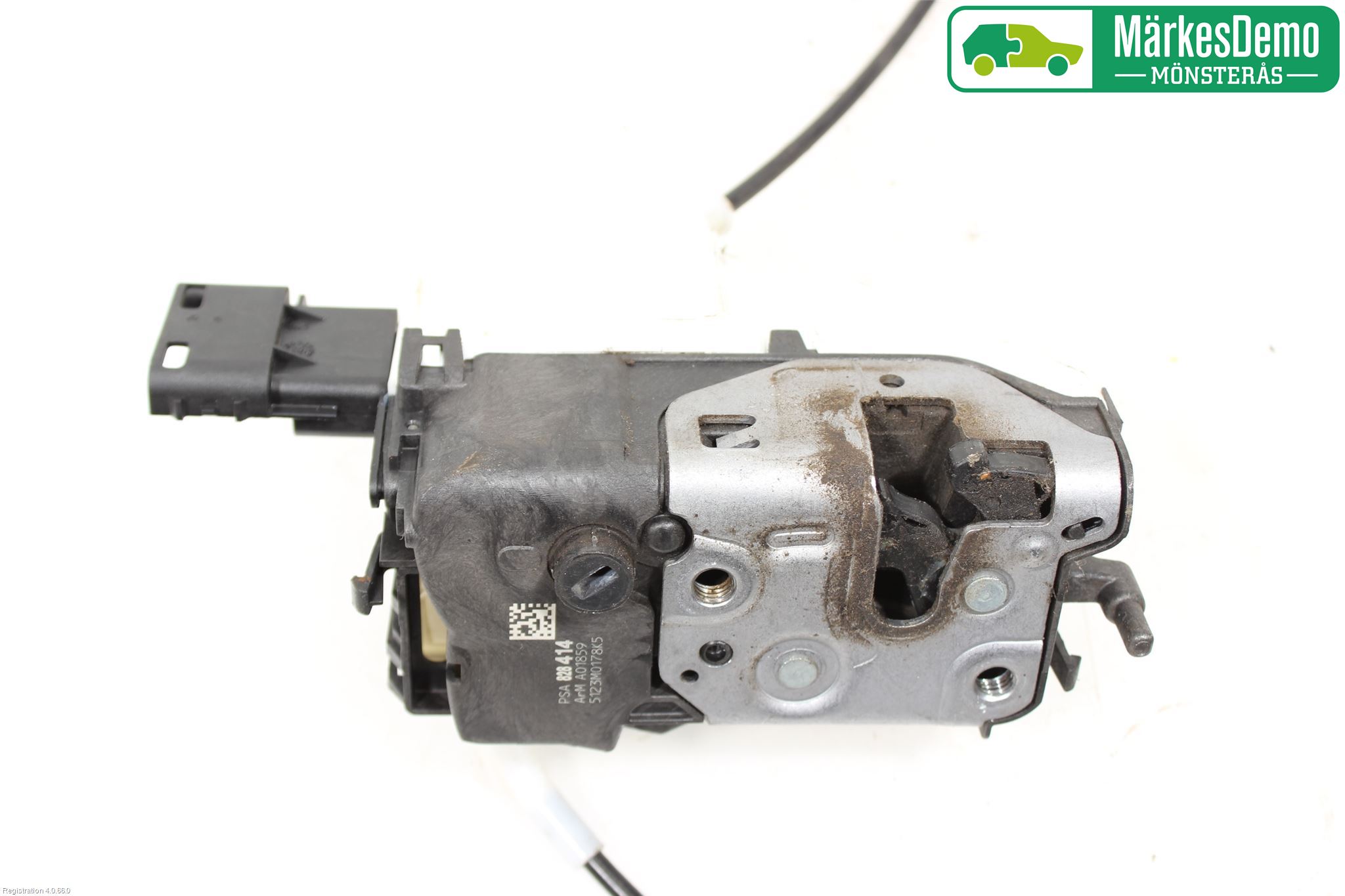 Peugeot PARTNER 08-15 Låskista-Dörrlås