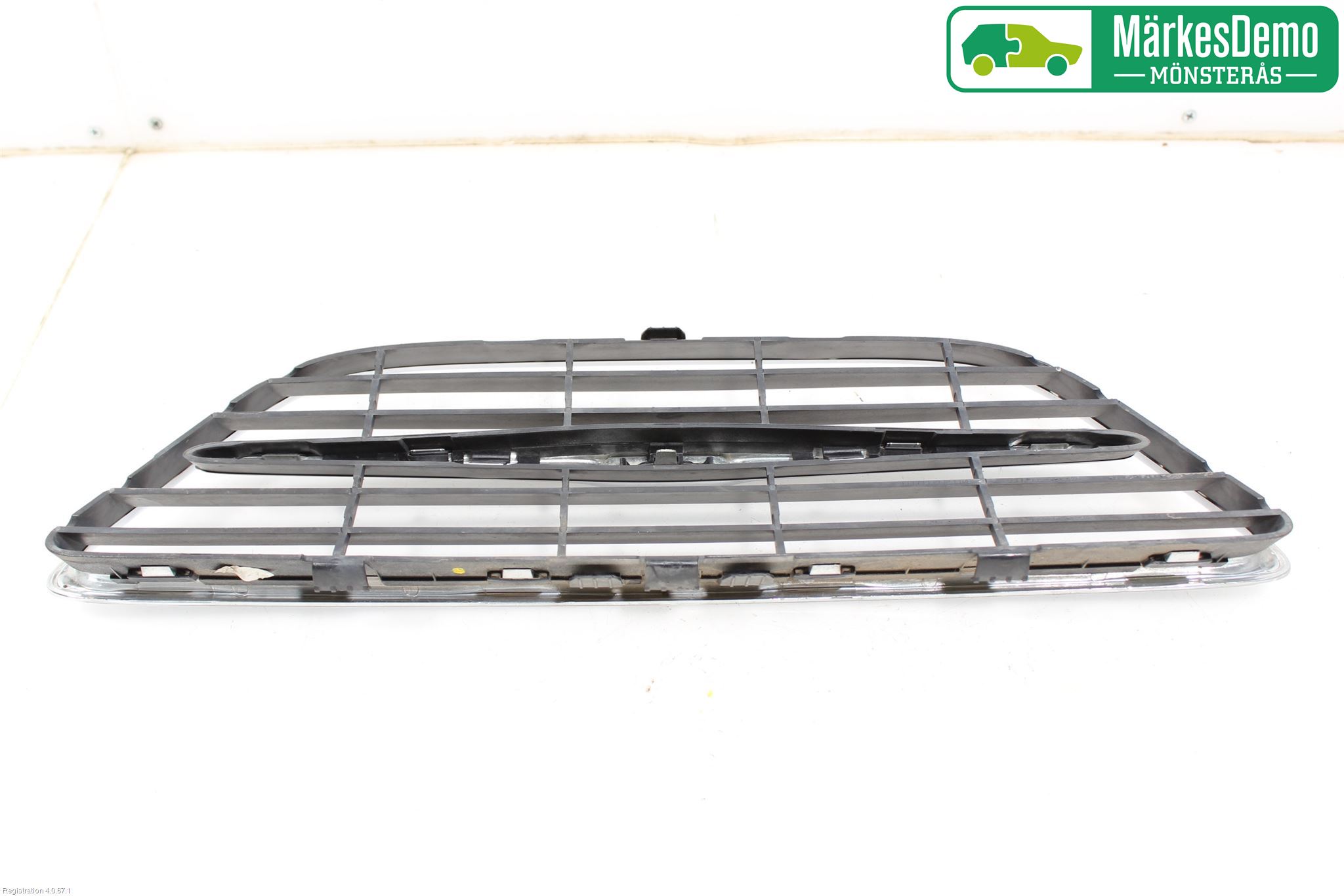 Saab 9-3 VER 2 Grilldel Mitt