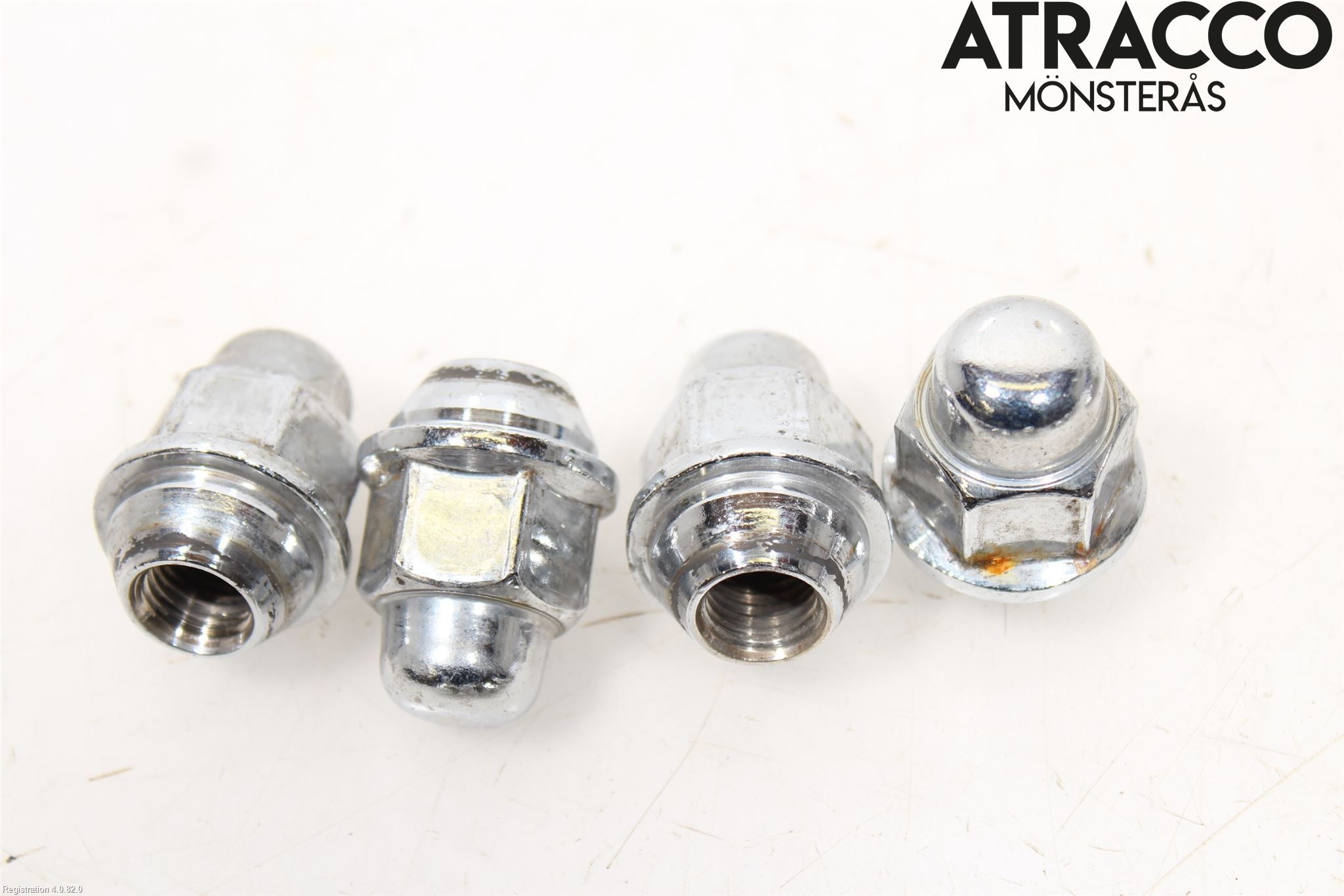 Hyundai i20 GB 15-20 Hjulmutter-Bult-Sats