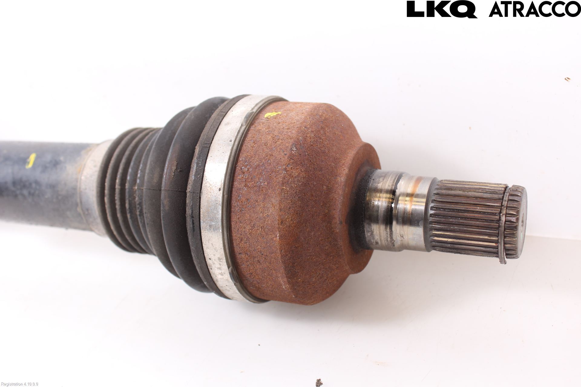 Volvo XC70 14-16 Drivaxel Fram Vänster