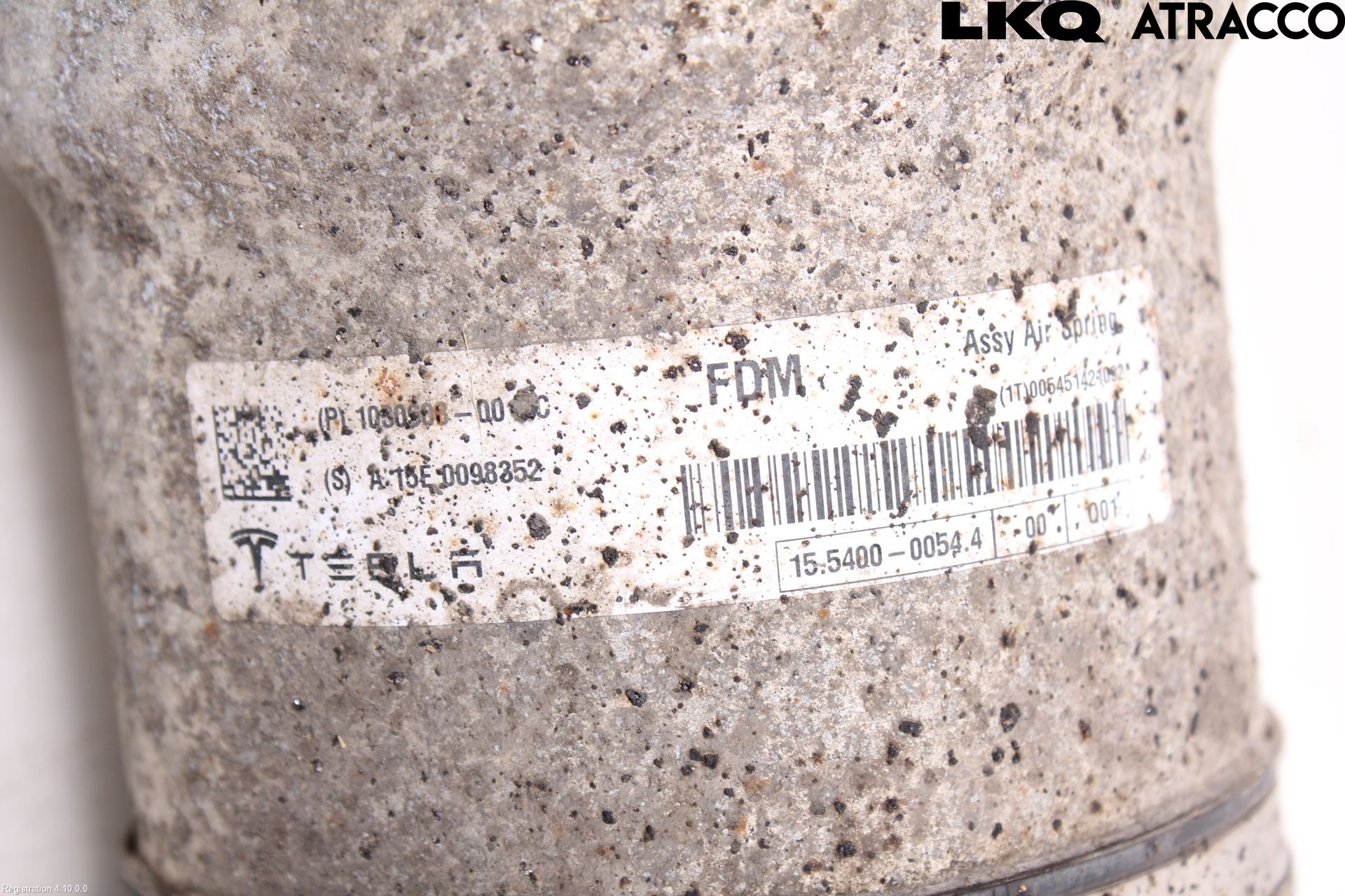 Tesla MODEL S 13- Fjäderben Fram Höger