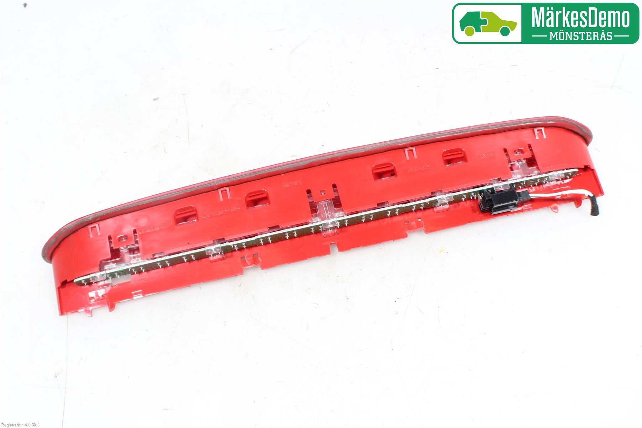 Volkswagen VW PASSAT 11-14 Bromsljus Bakruta