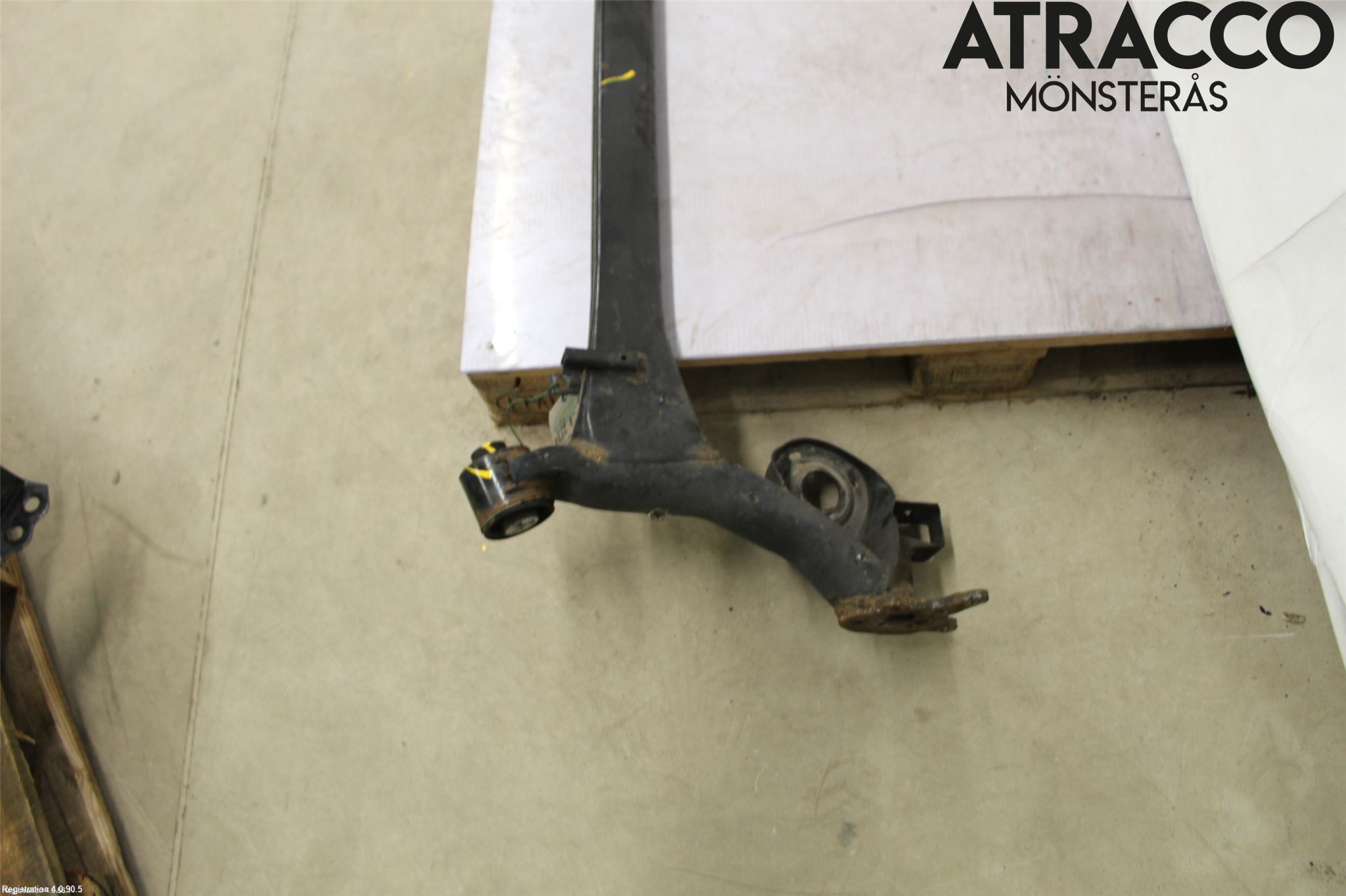 Skoda FABIA 15-21 Bakaxelbalk