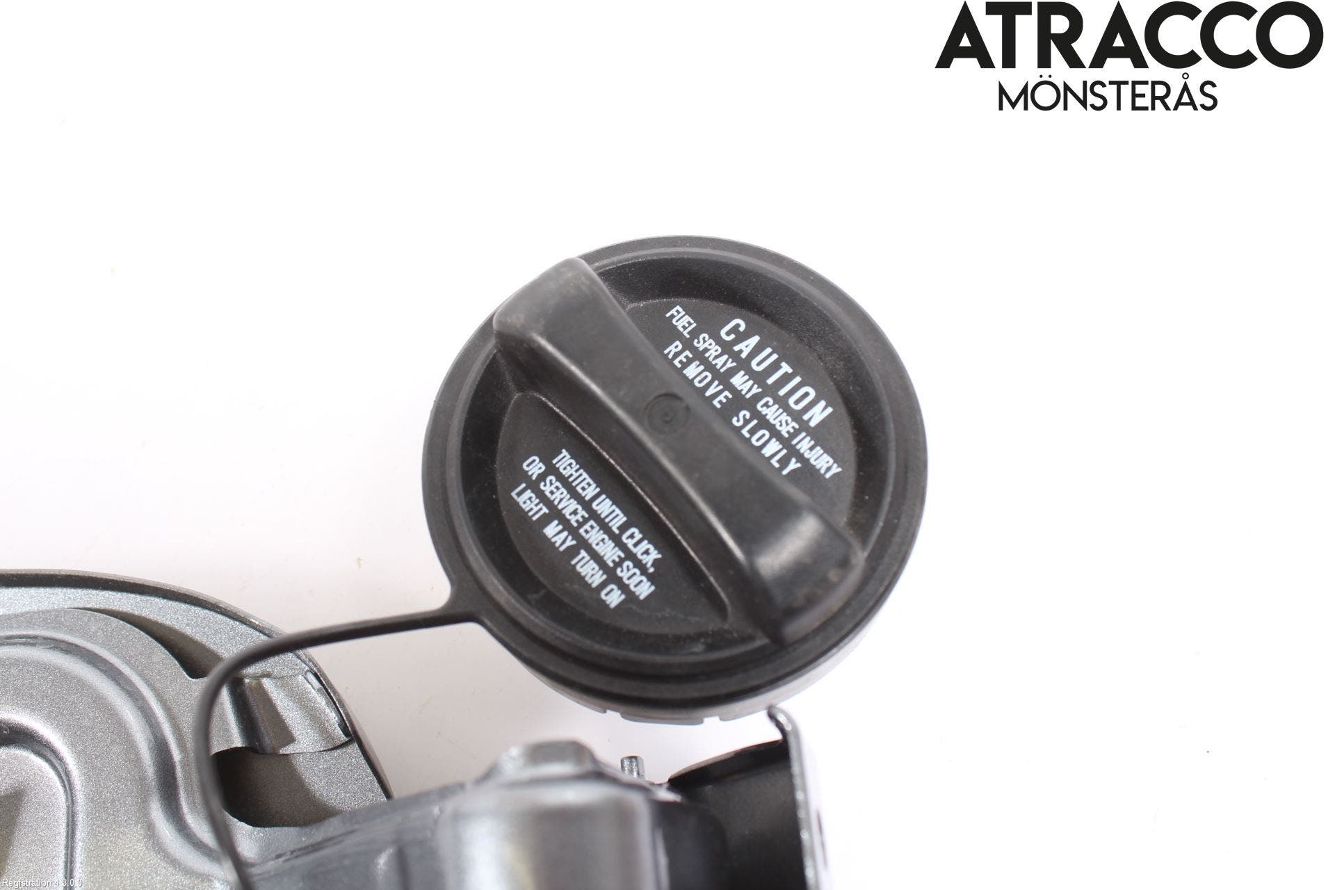 Mitsubishi ECLIPS CROSS Tanklucka