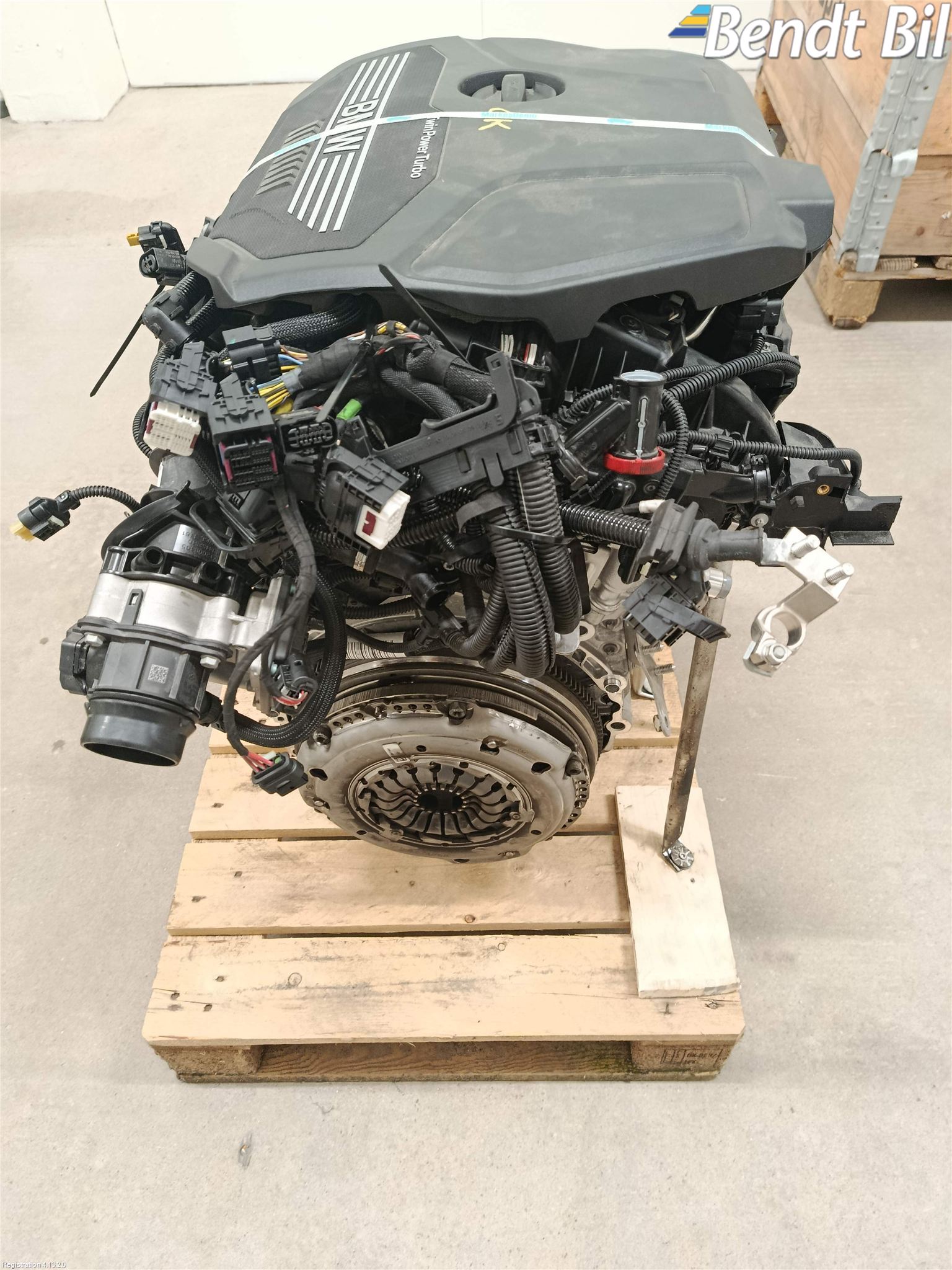 BMW 1 F40 19- Motor Bensin