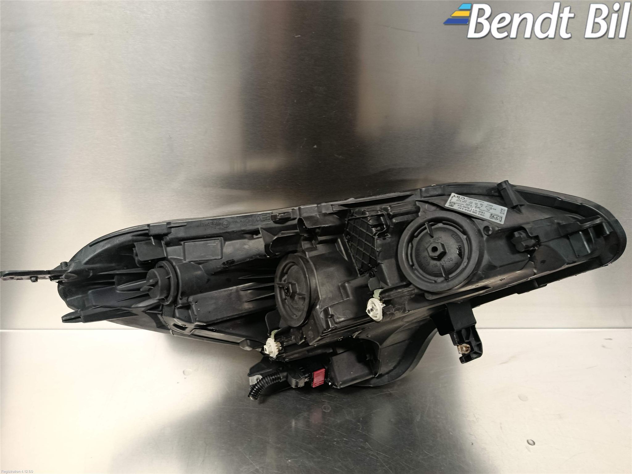 Opel CORSA E 15-19 Strålkastare Vänster