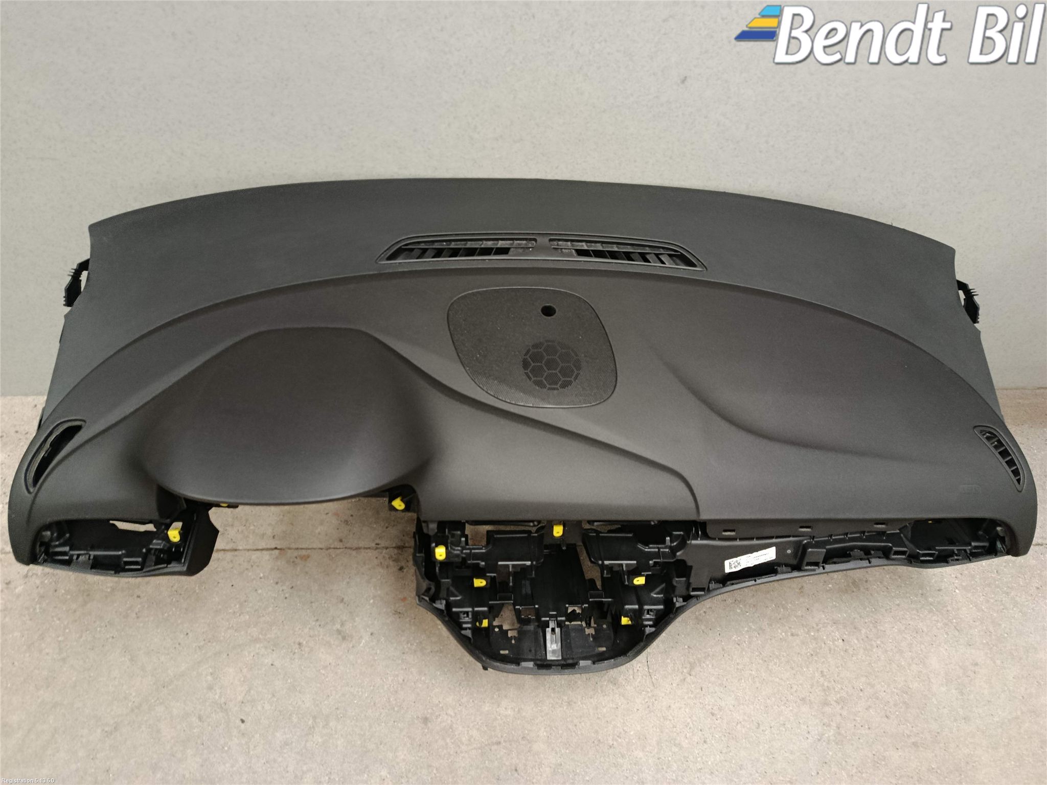 Opel CORSA E 15-19 Instrumentbräda