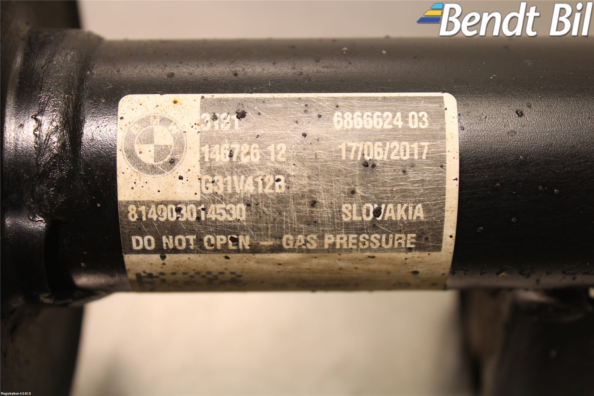 BMW 5 G30/G31/F90 17-23 Fjäderben Fram Höger