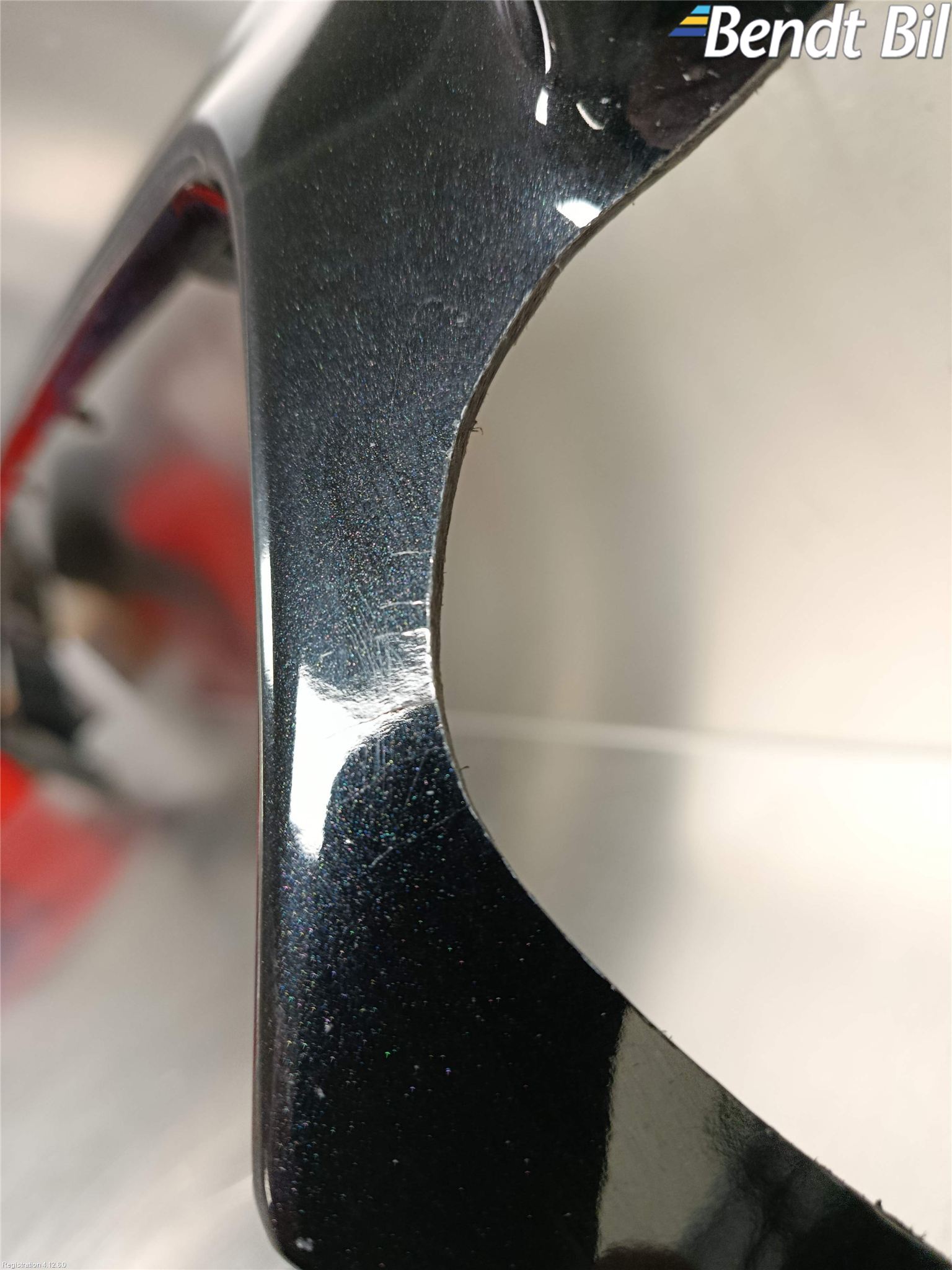 BMW 5 F10/F11/F18 09-17 Stötfångardel Bak Mitt