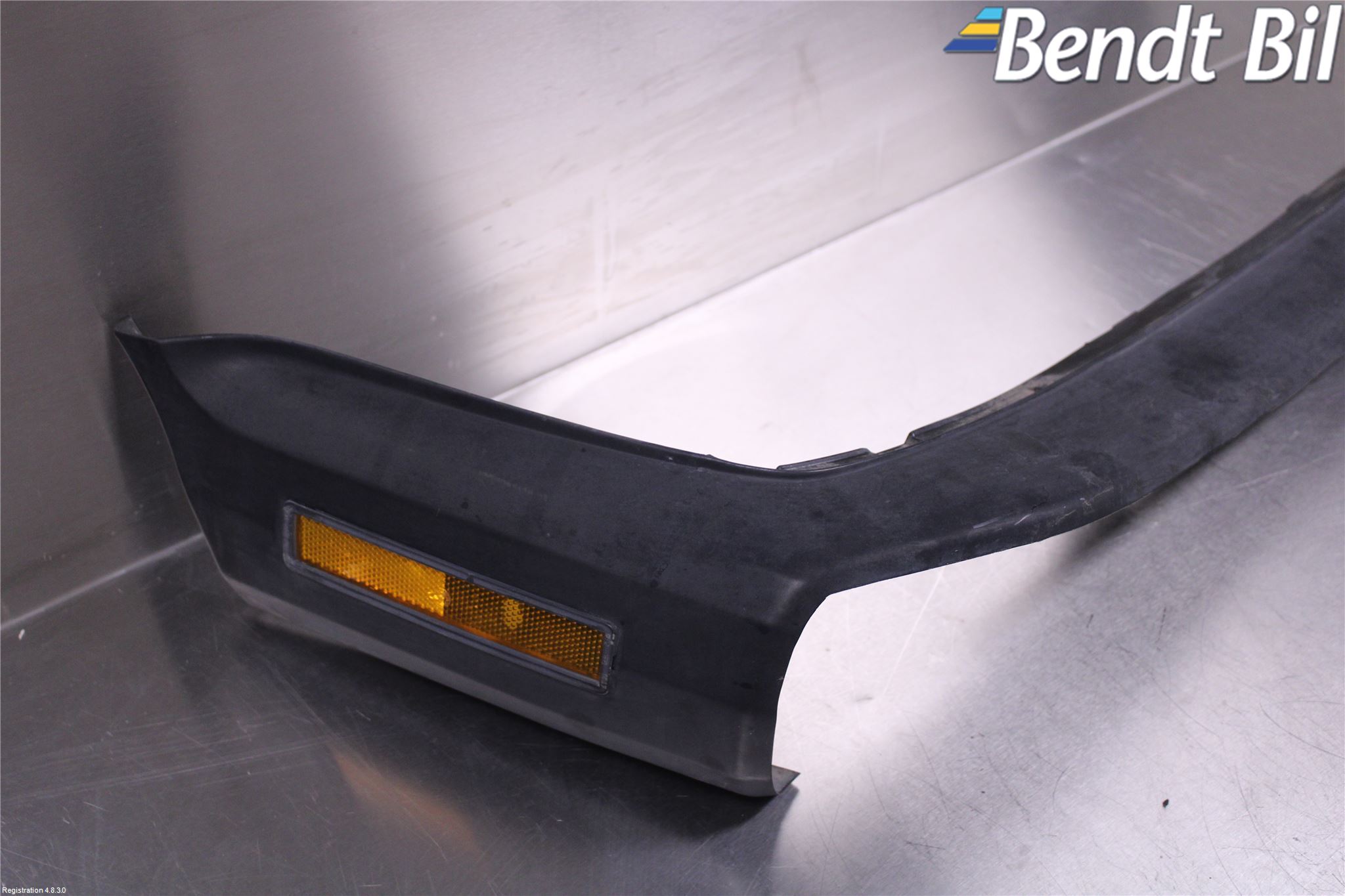 BMW 3 E30 83-94 Stötfångardel Fram Hö