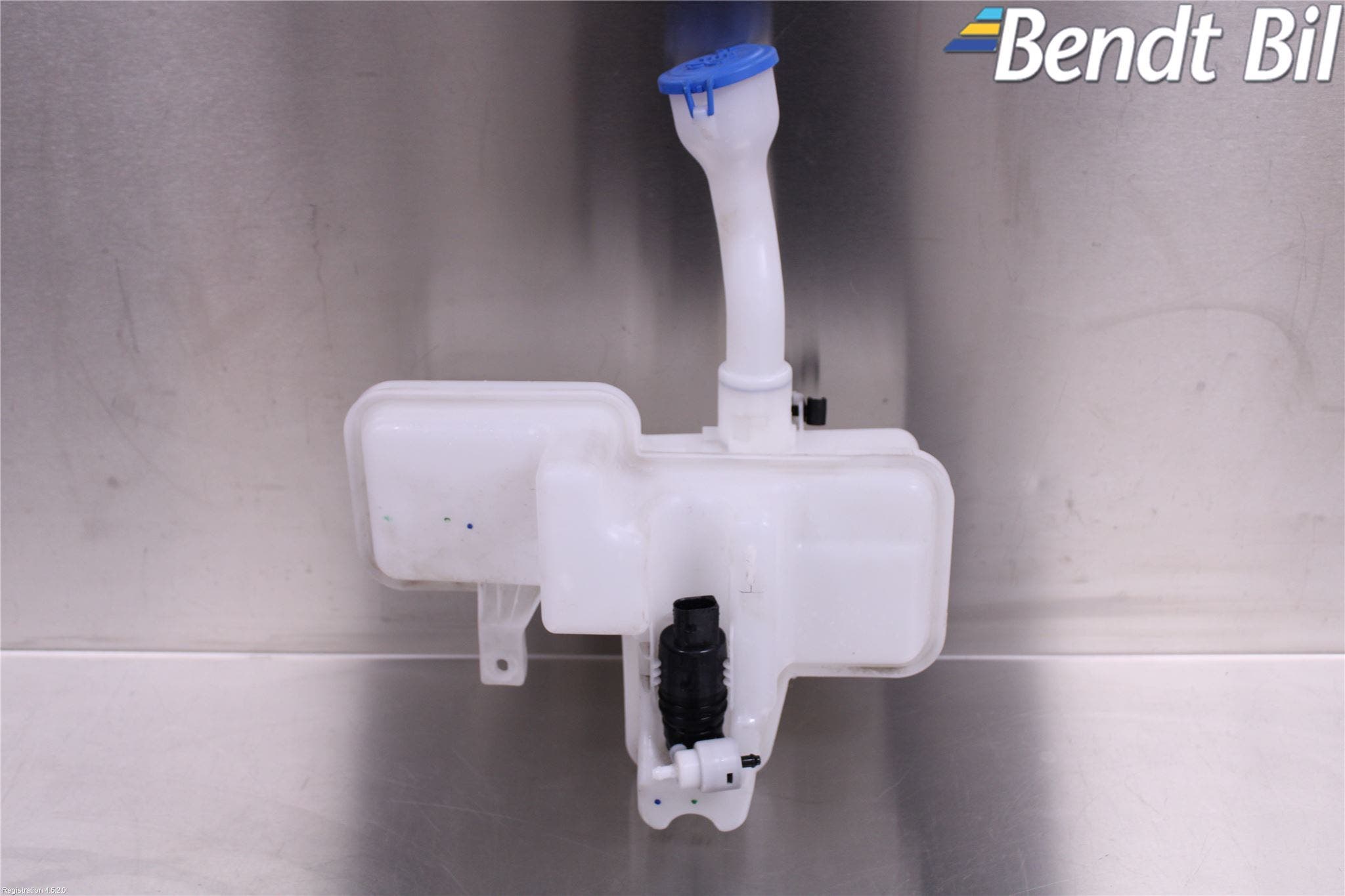 BMW i3 I01 13-22 Spolartank Vindruta