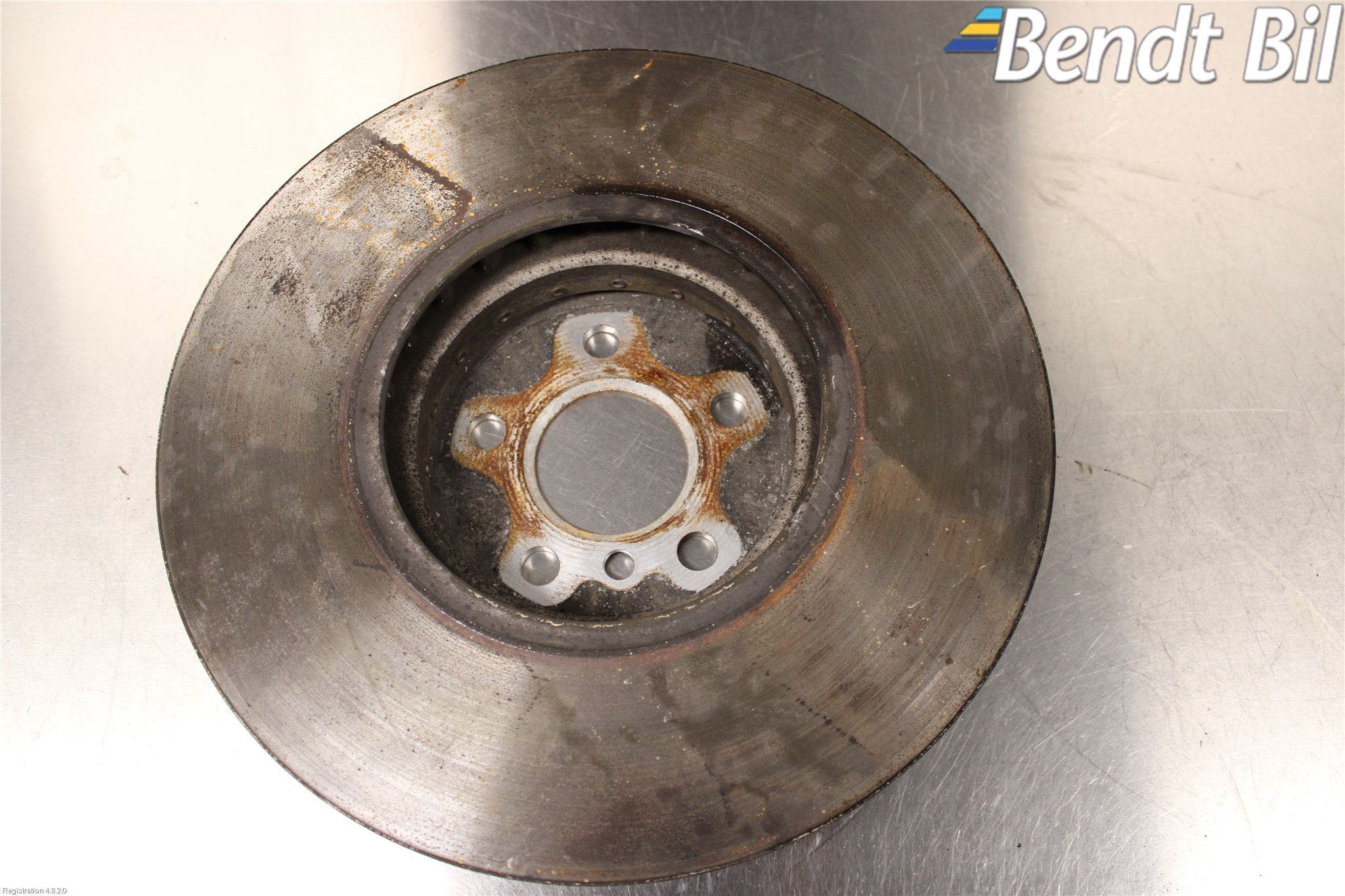 BMW 5 G30/G31/F90 17-23 Bromsskiva Fram