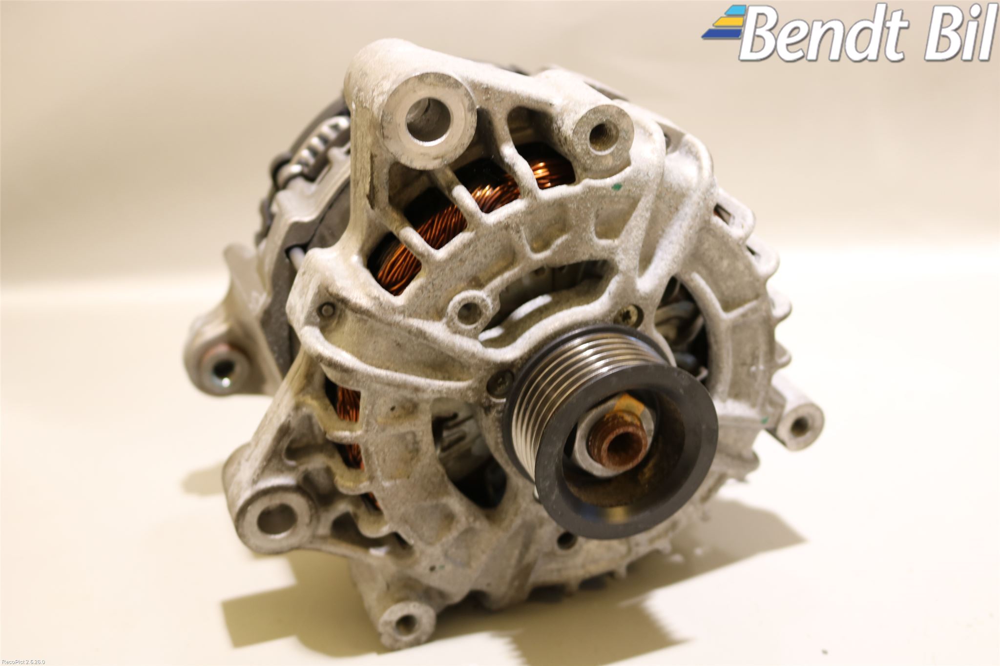 BMW 5 G30/G31/F90 17-23 Generator
