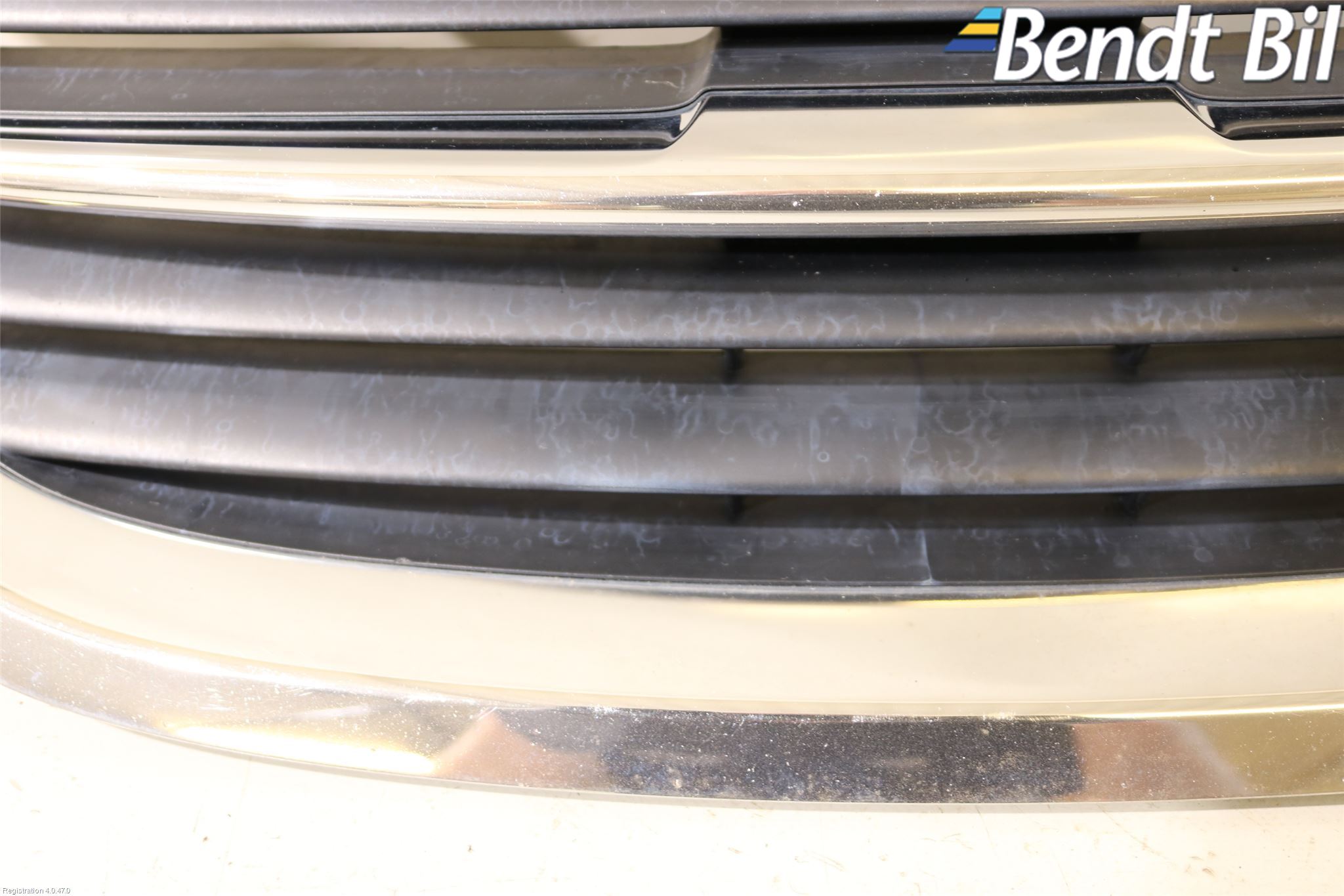 Saab 9-5     06-10 Grilldel Mitt