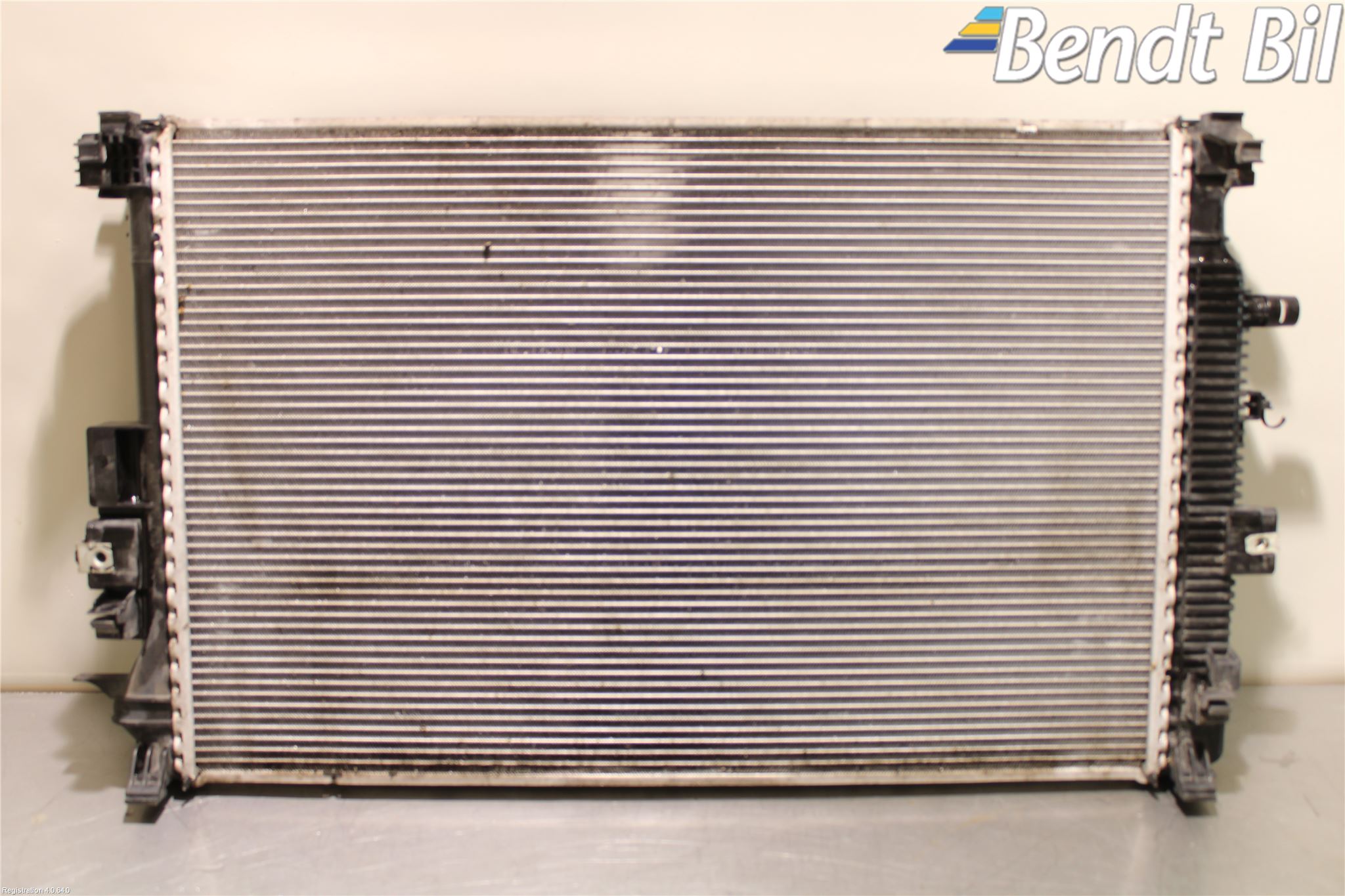 Opel INSIGNIA 17- Kylare Aut