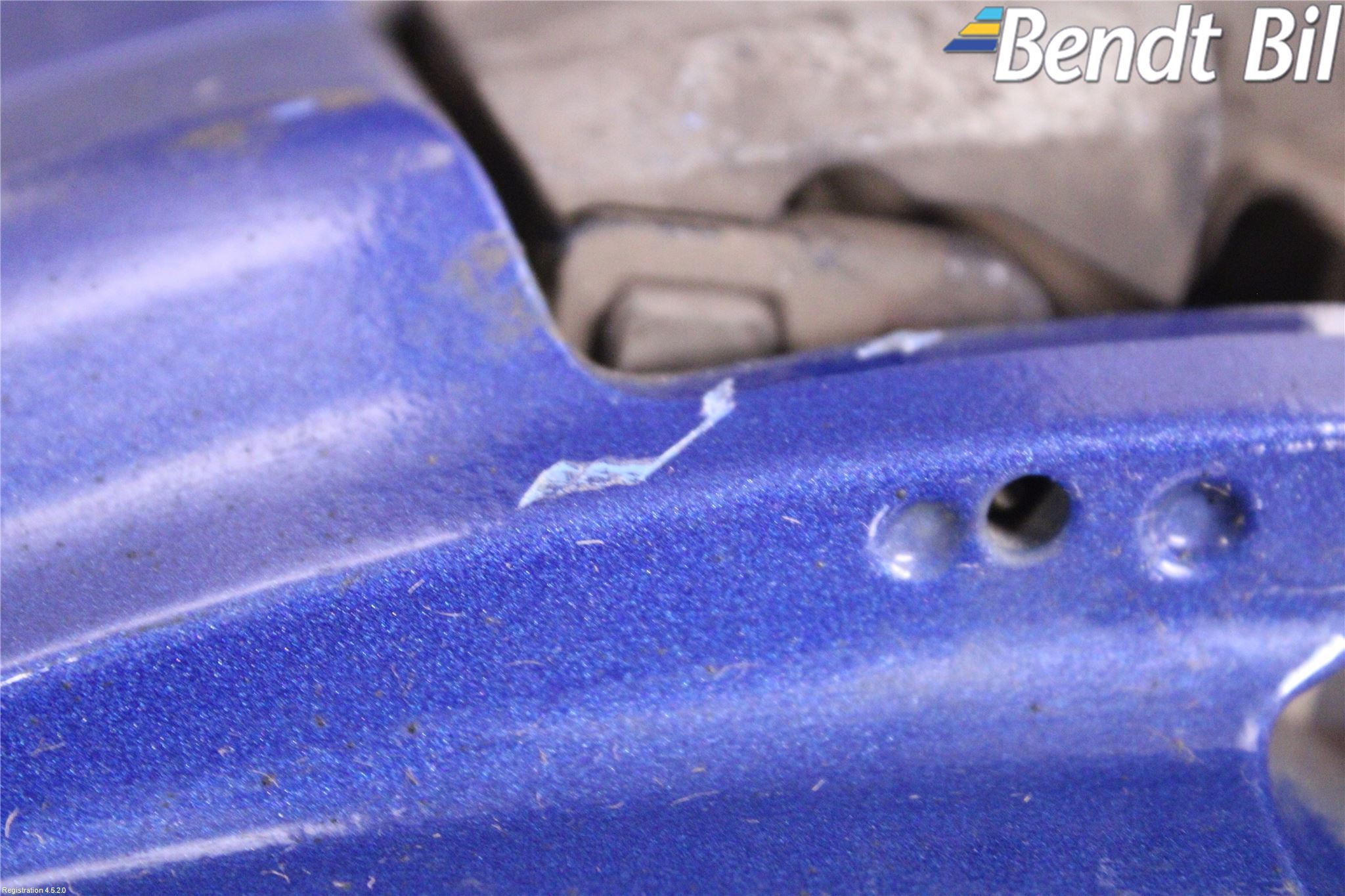 BMW 5 G30/G31/F90 17-23 Bromsok Fram Höger