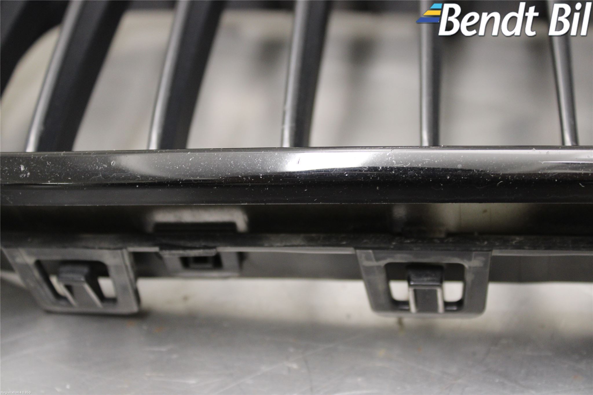 BMW 1 F20/F21 11-19 Grilldel Vänster