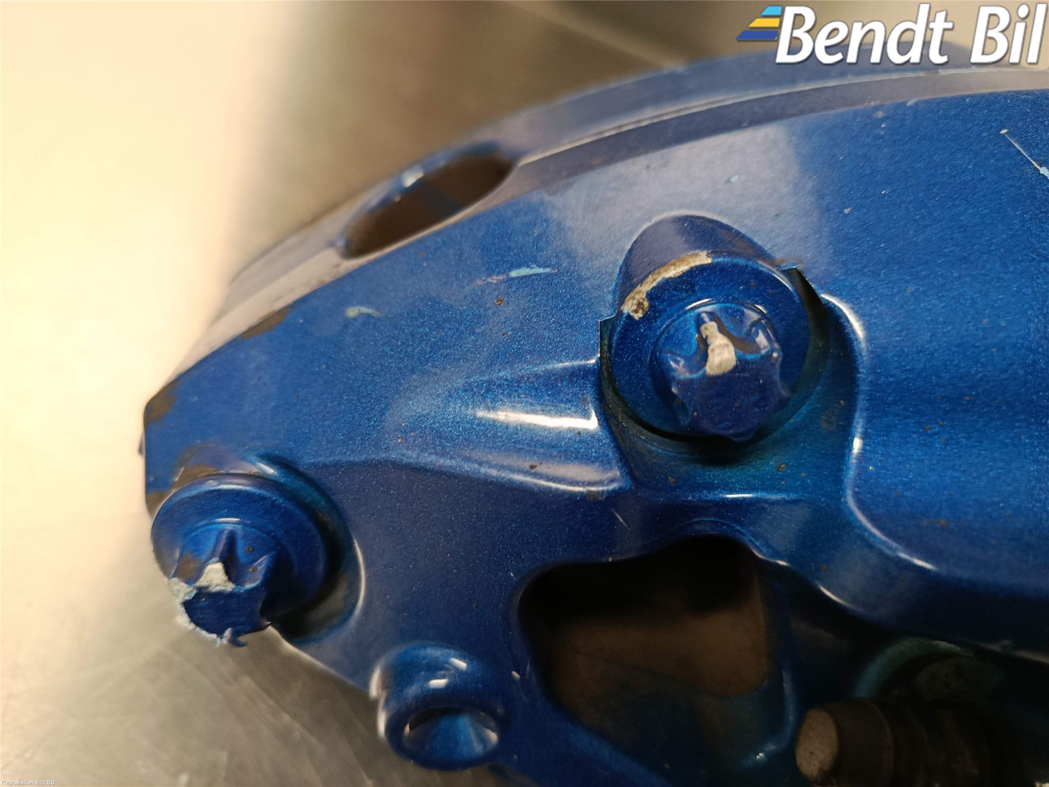 BMW 5 G30/G31/F90 17-23 Bromsok Fram Höger