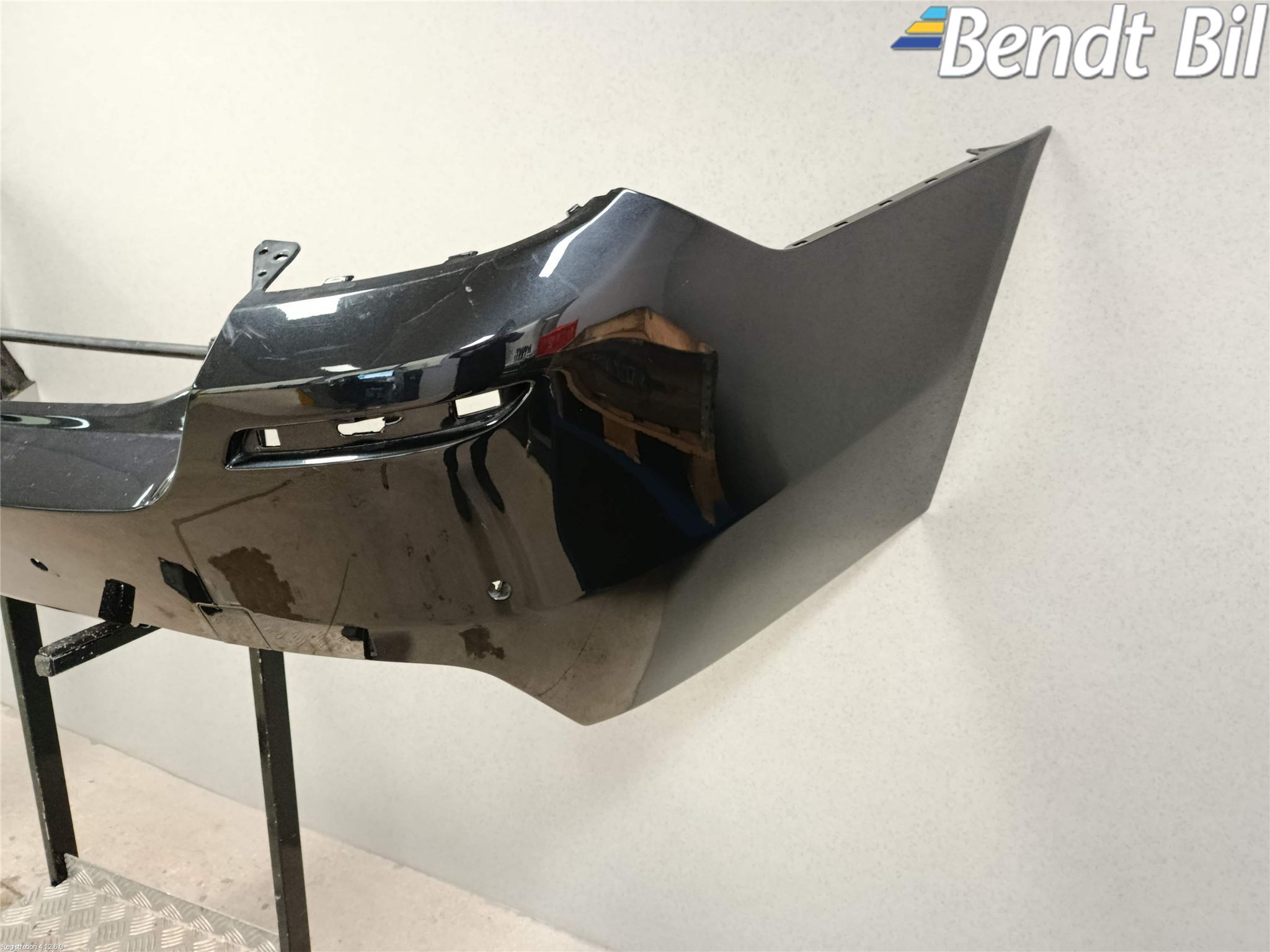BMW 5 F10/F11/F18 09-17 Stötfångarbeklädnad Bak