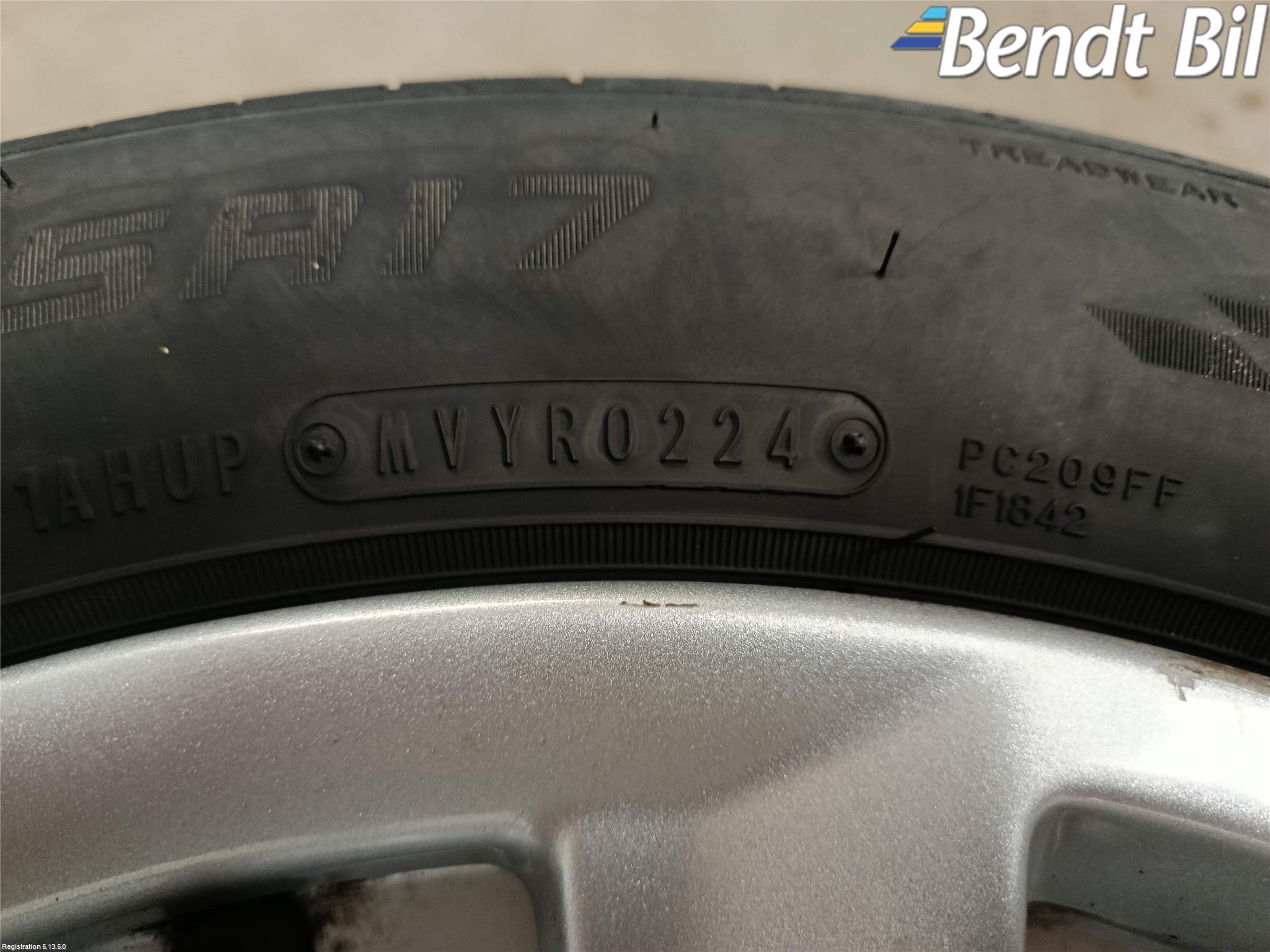 BMW 5 F10/F11/F18 09-17 Sommardäck Alumfälg 4St