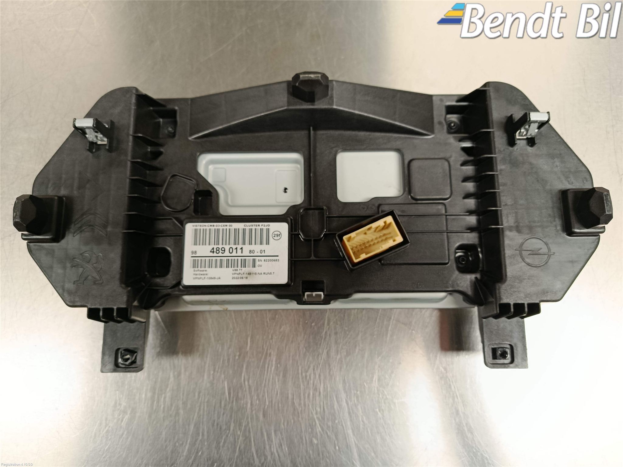 Opel CORSA F, CORSA-E 20- Instrument Hast