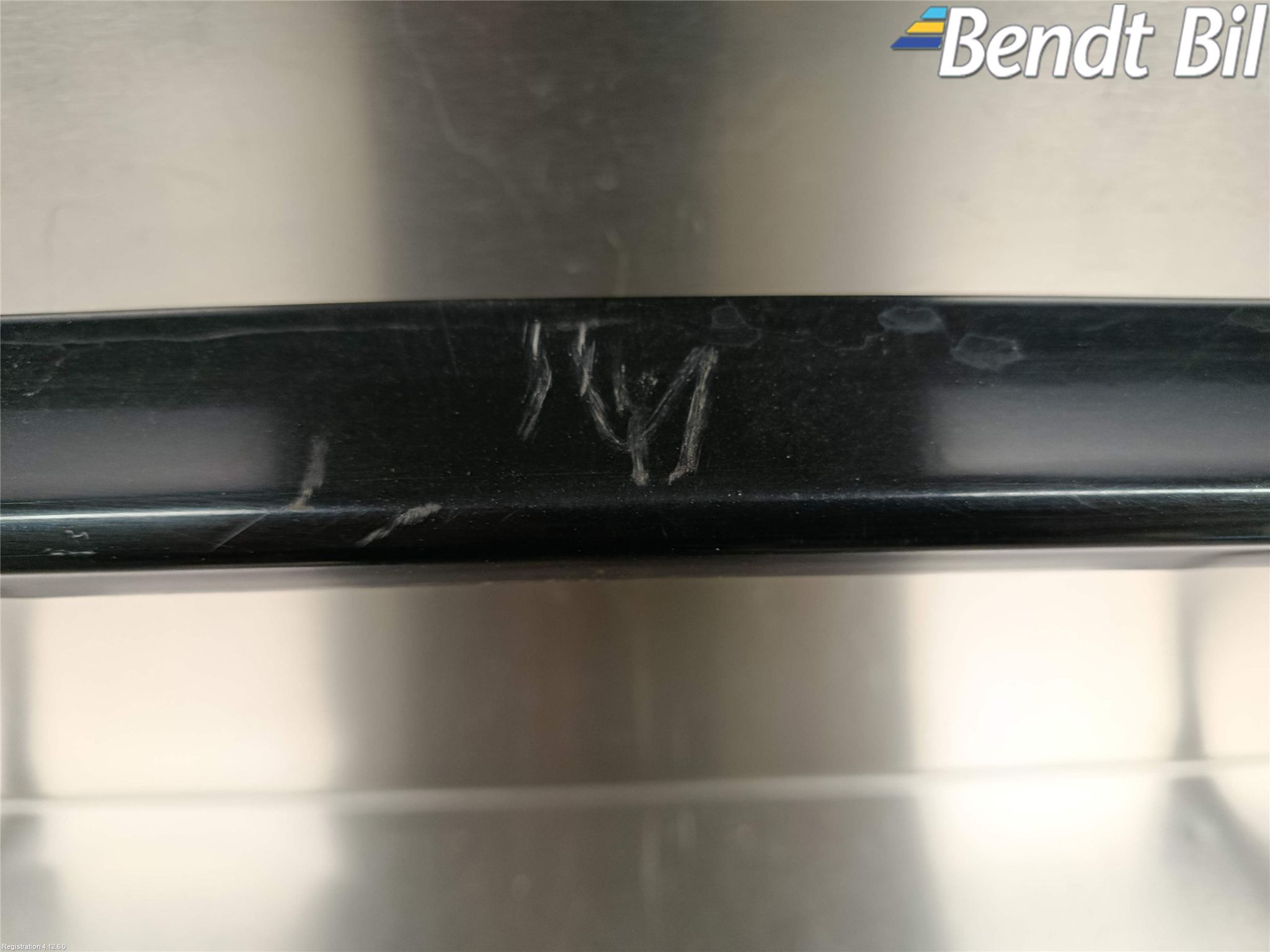 BMW 5 F10/F11/F18 09-17 Stötfångardel Bak Mitt