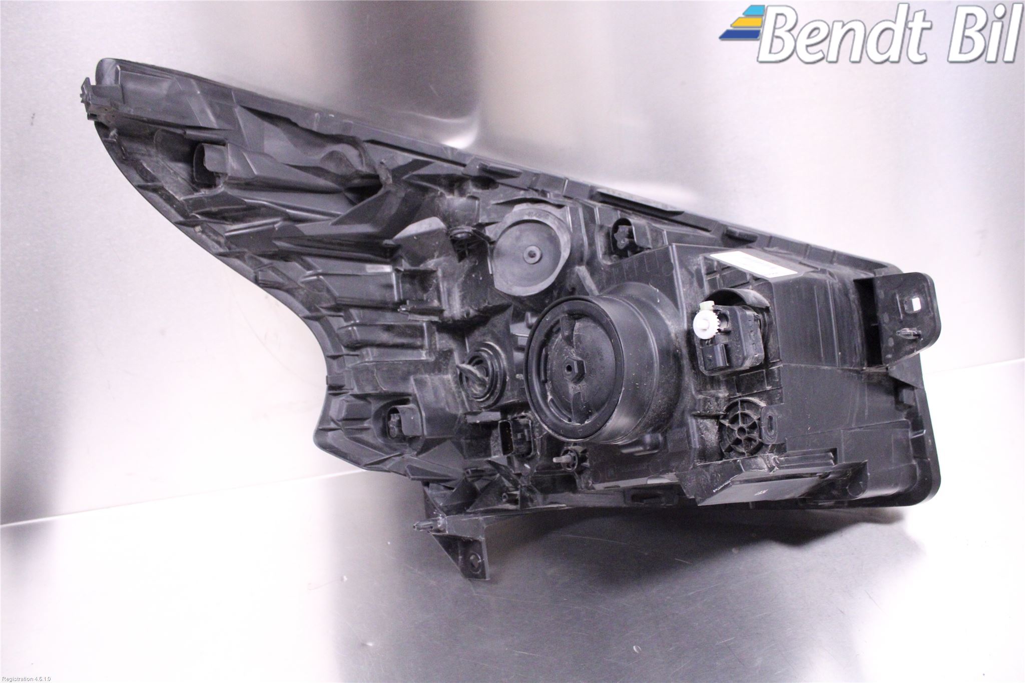 Opel VIVARO 15-19 Strålkastare Vänster