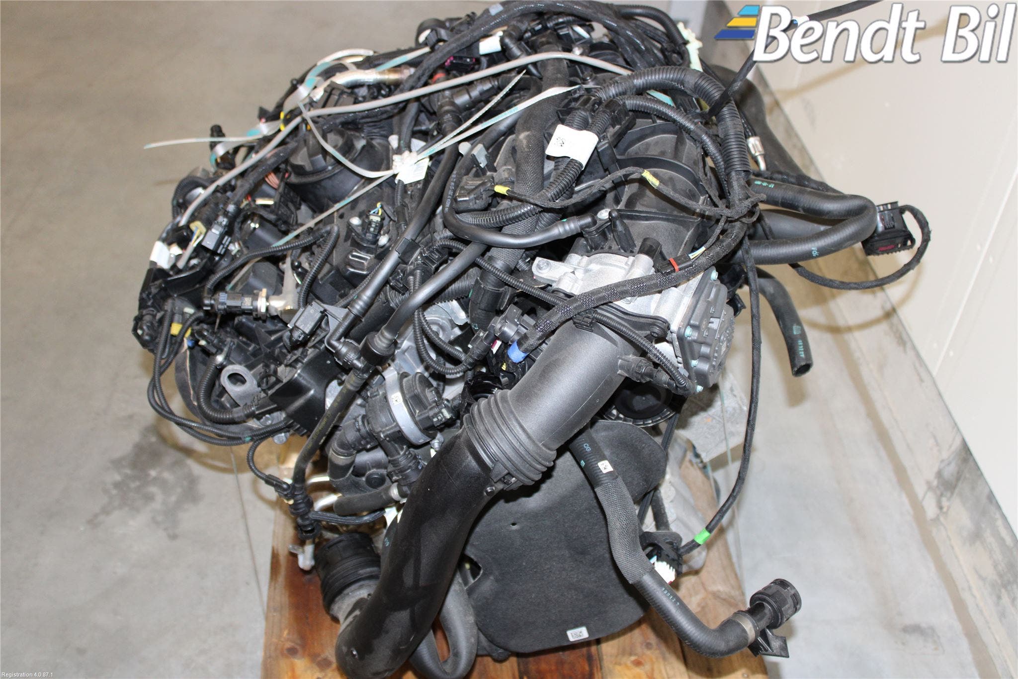 BMW 5 G30/G31/F90 17-23 Motor Bensin
