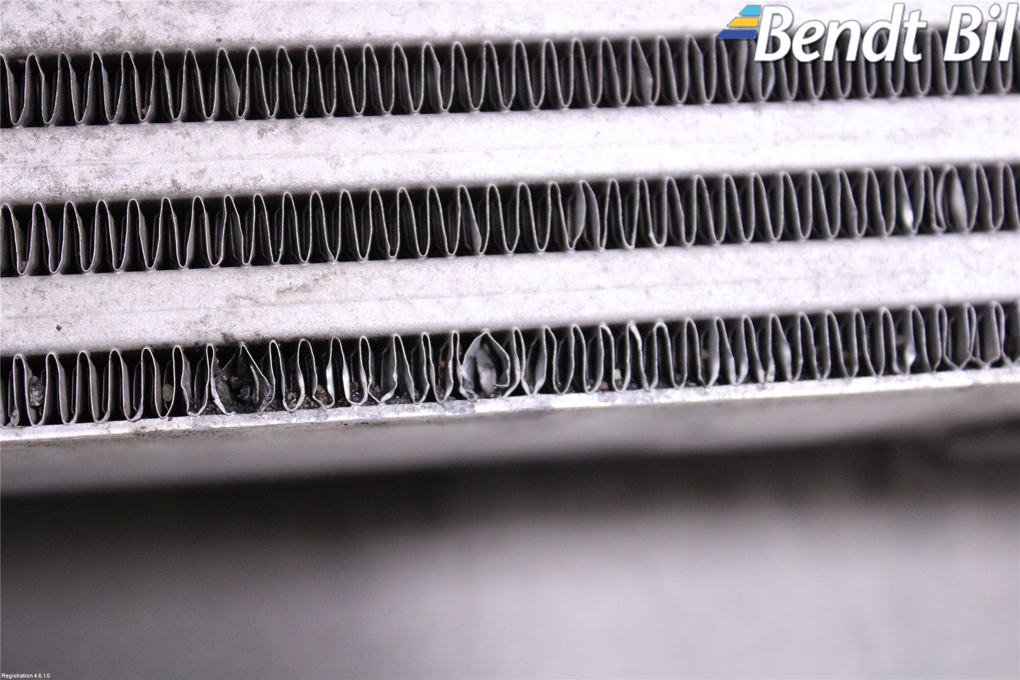 BMW 5 E60/61 Sed/Tou 02-10 Laddluft-Intercooler Kyl