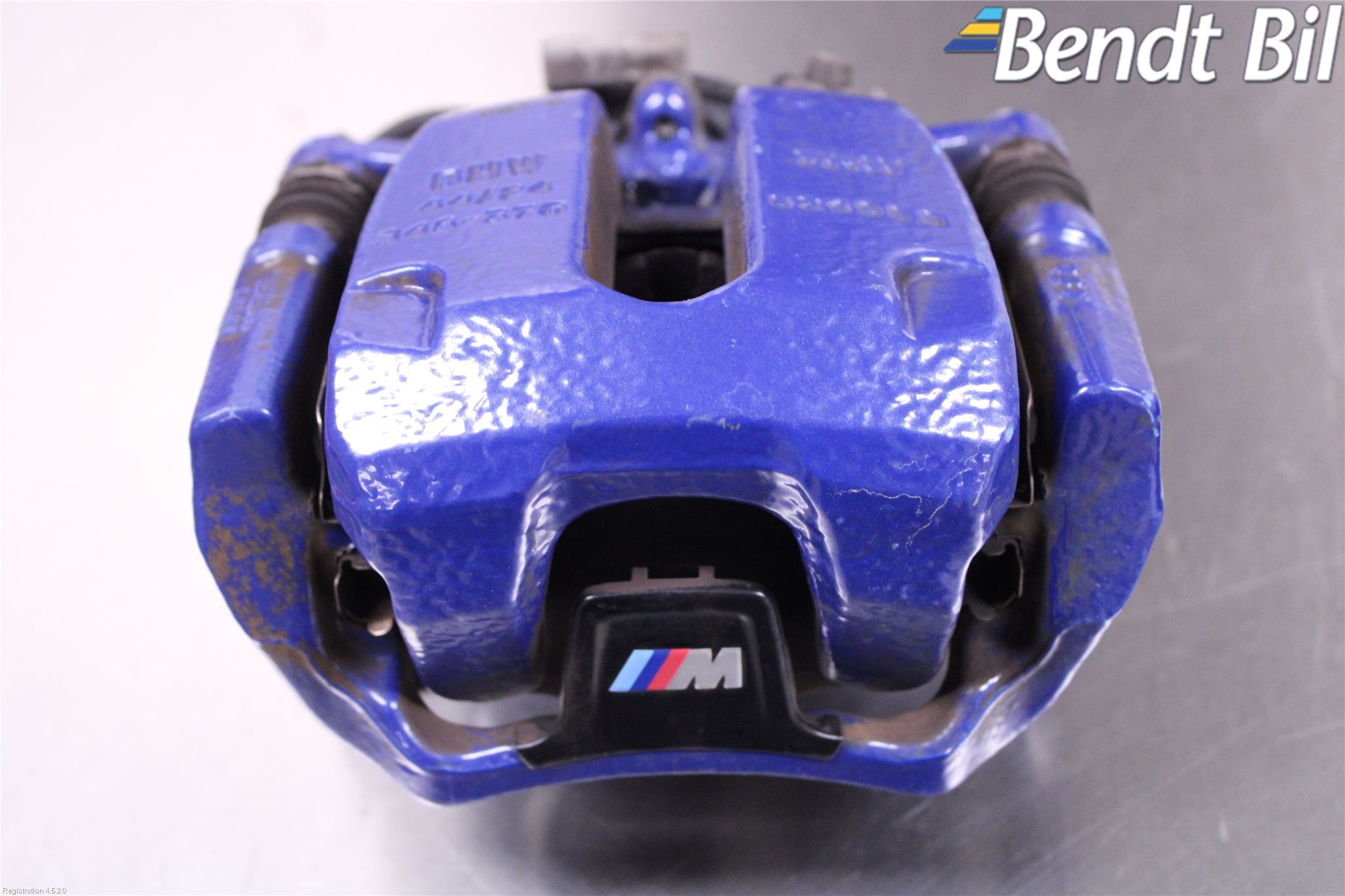 BMW 5 G30/G31/F90 17-23 Bromsok Bak Vänster