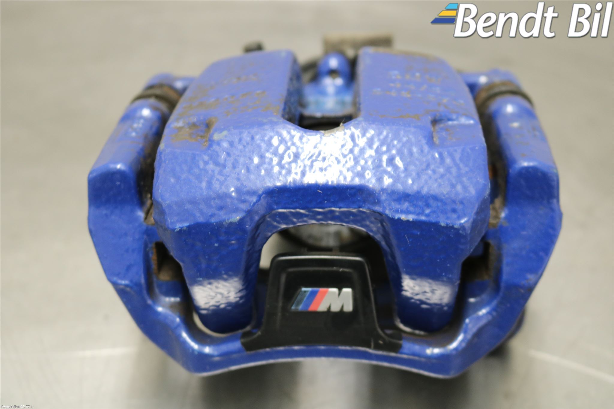 BMW 5 G30/G31/F90 17-23 Bromsok Bak Höger