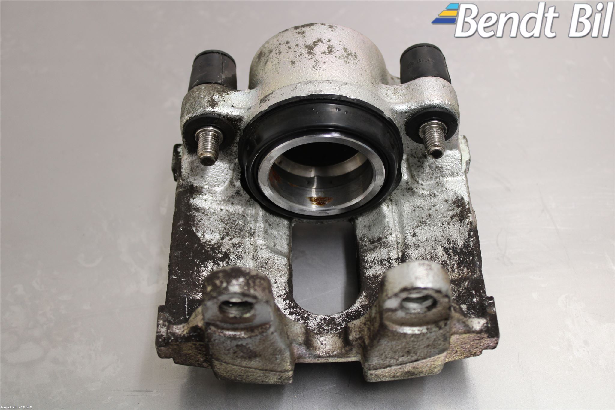 BMW 3 E90/91 SED/TOU 05-12 Bromsok Fram Vänster