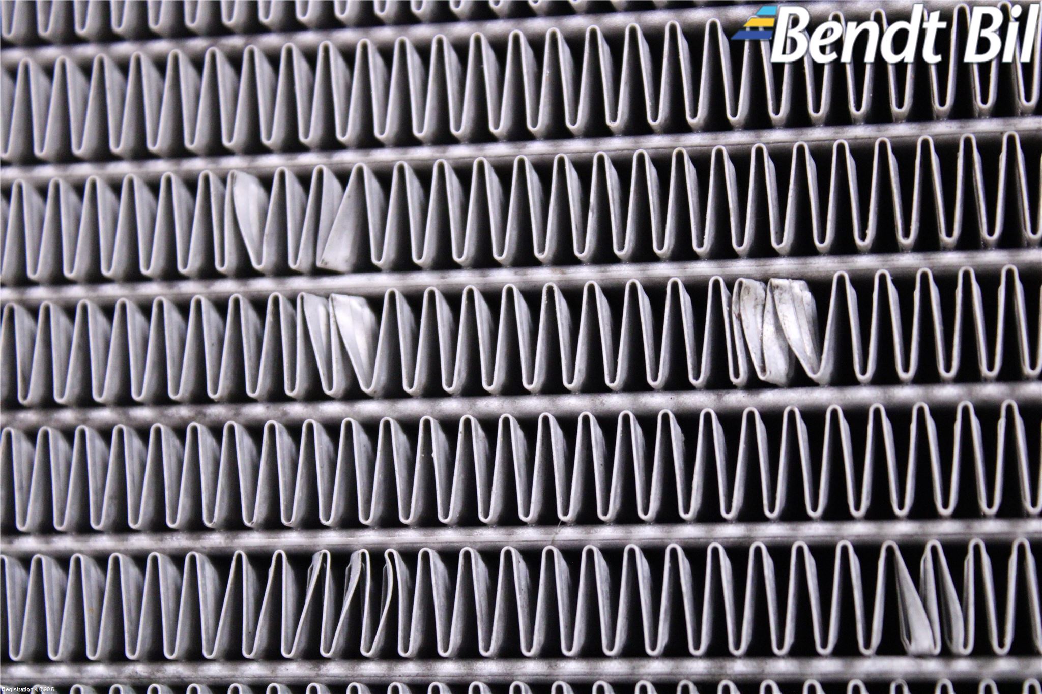 BMW 7 E32      86-94 Kylare Aut