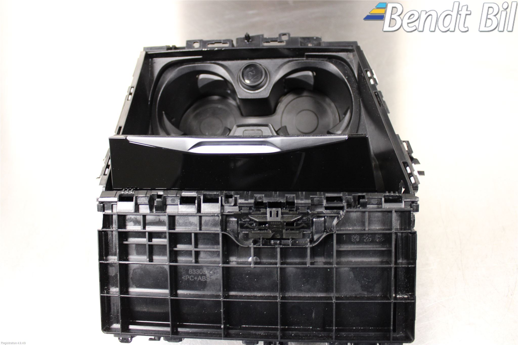 BMW 3 G20/G21/G80/G81 19- Instrumentkonsoll Mitt