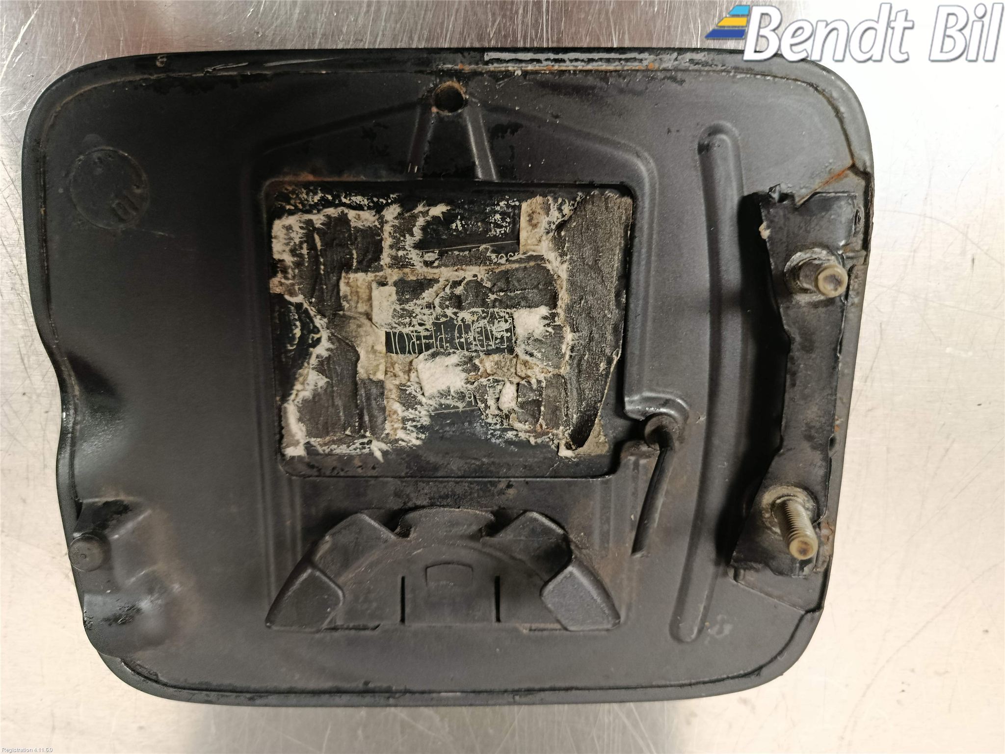 BMW 3 E36      91-00 Tanklucka