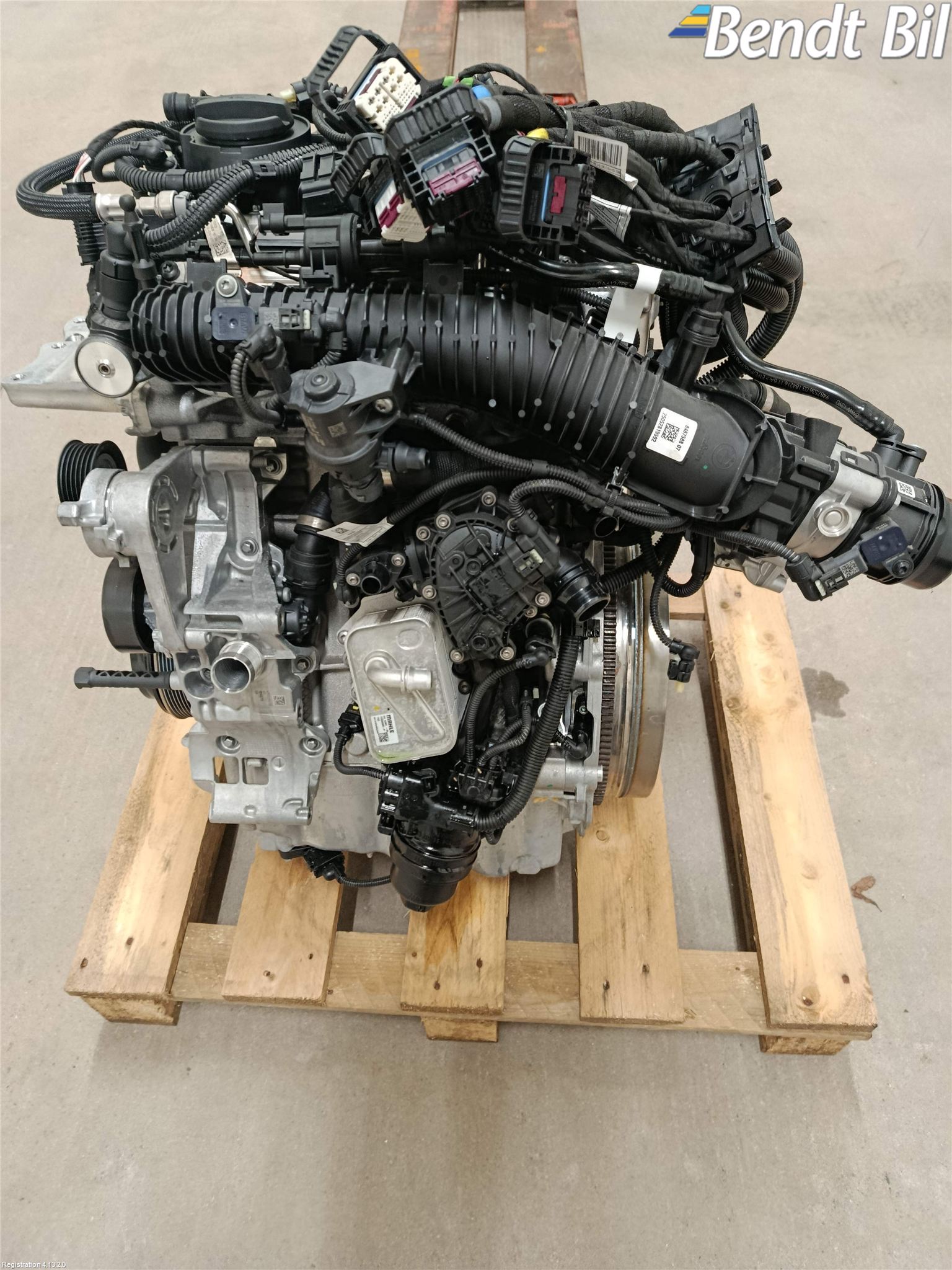 BMW 1 F70 24->> Motor Bensin