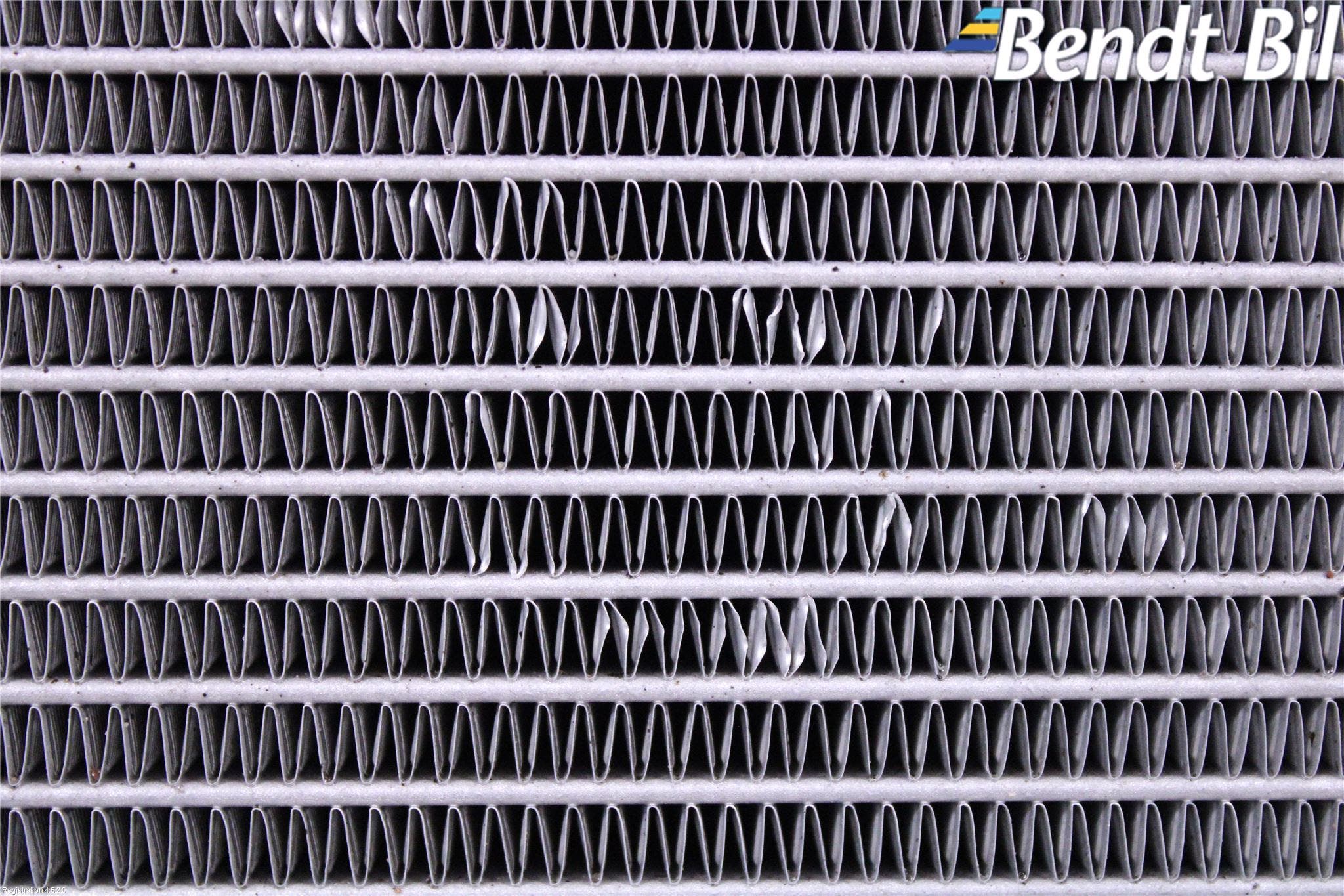 BMW 5 G30/G31/F90 17-23 Kylare Aut