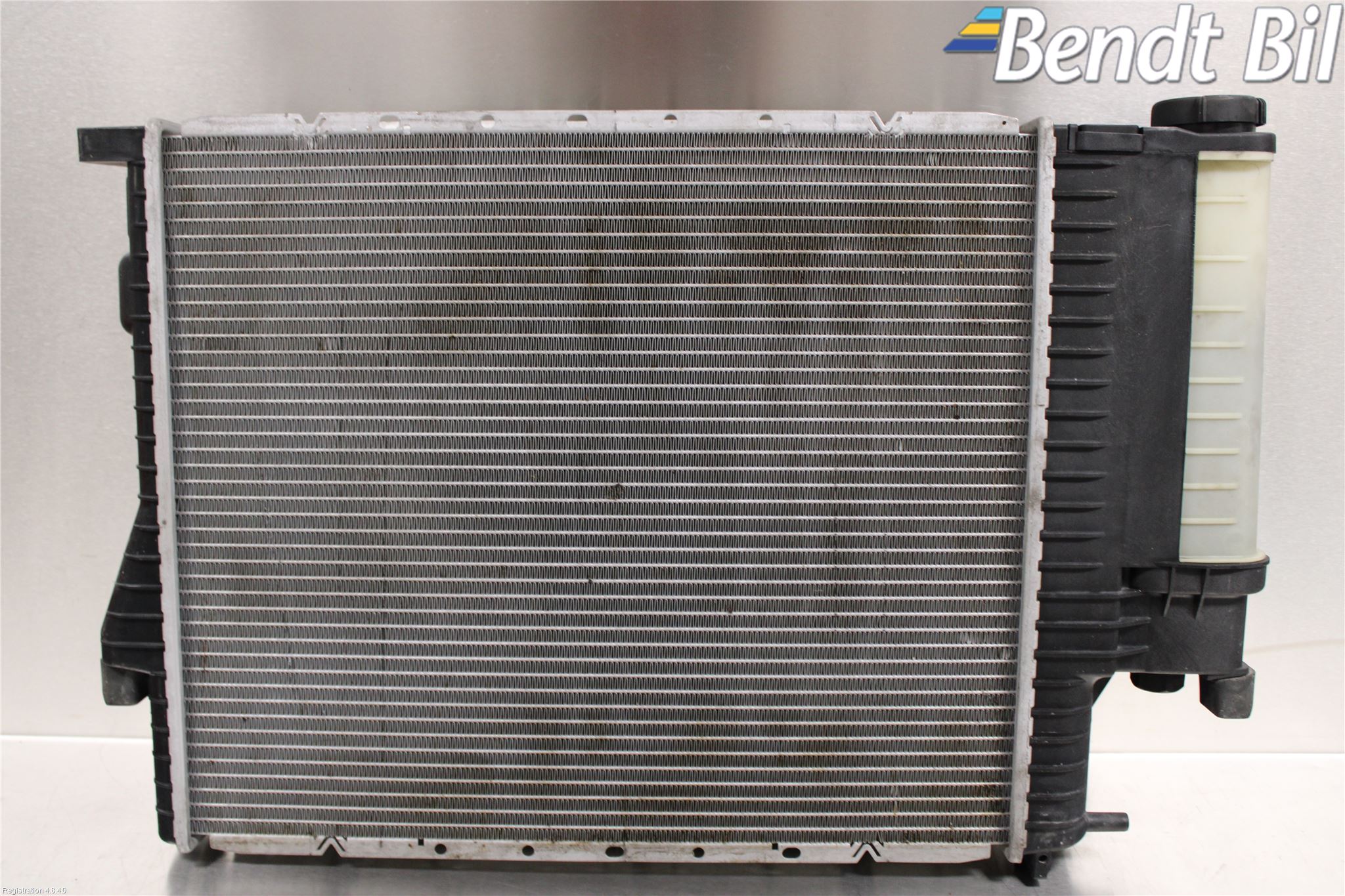 BMW 5 E39 95-04 Kylare Aut