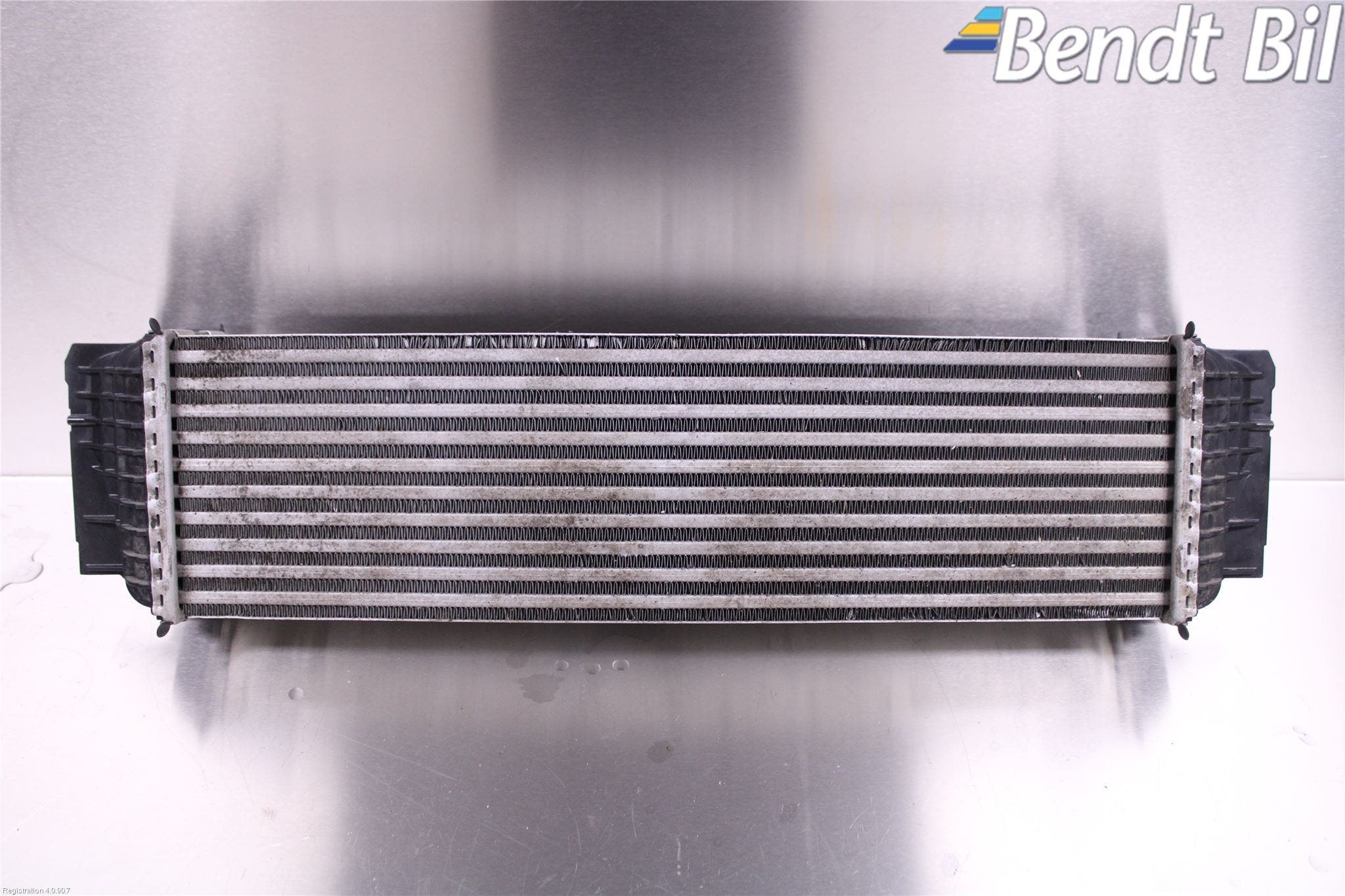 BMW 5 F10/F11/F18 09-17 Laddluft-Intercooler Kyl