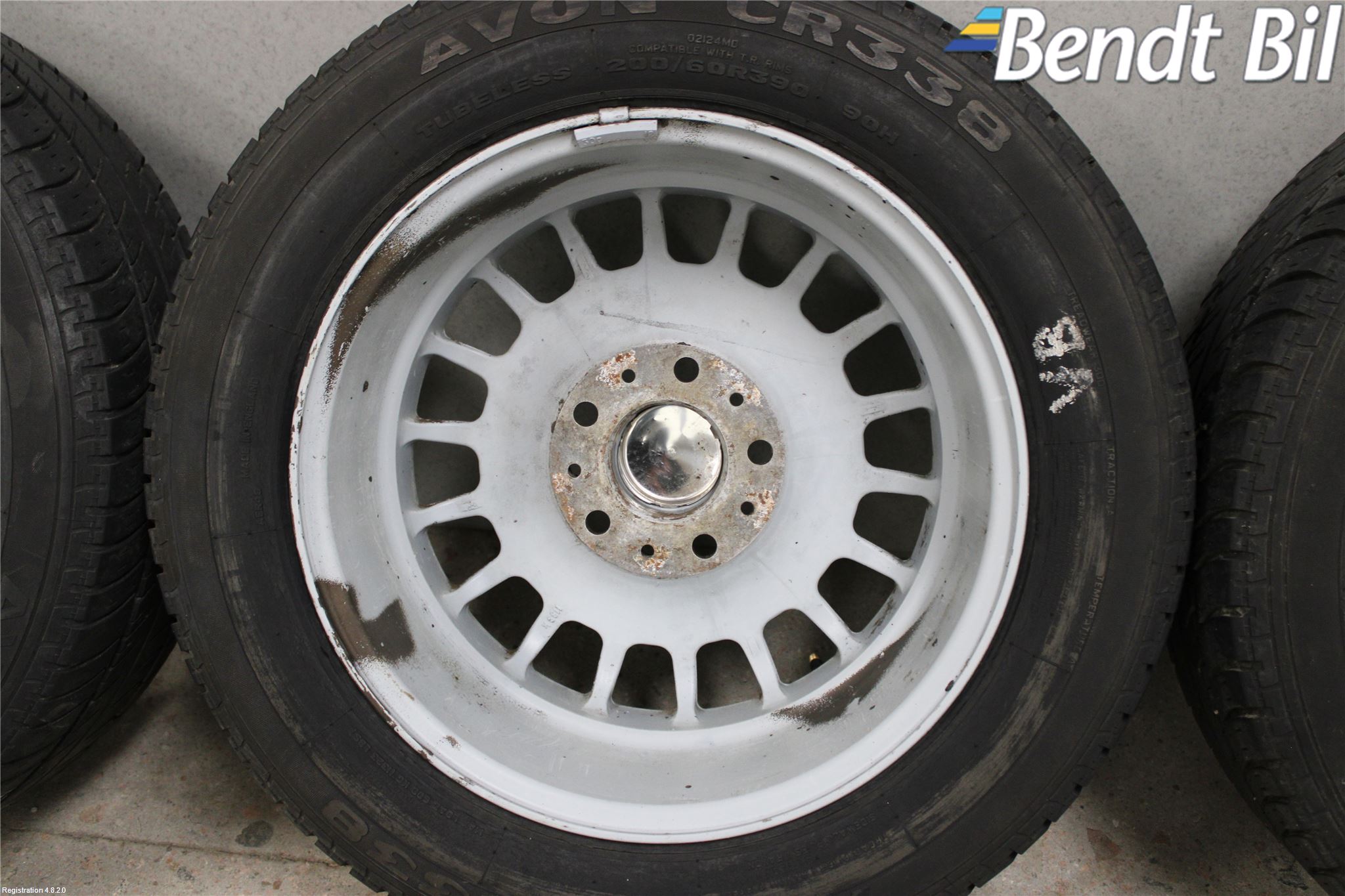 BMW 5 E28      81-88 Sommardäck Alumfälg 4St