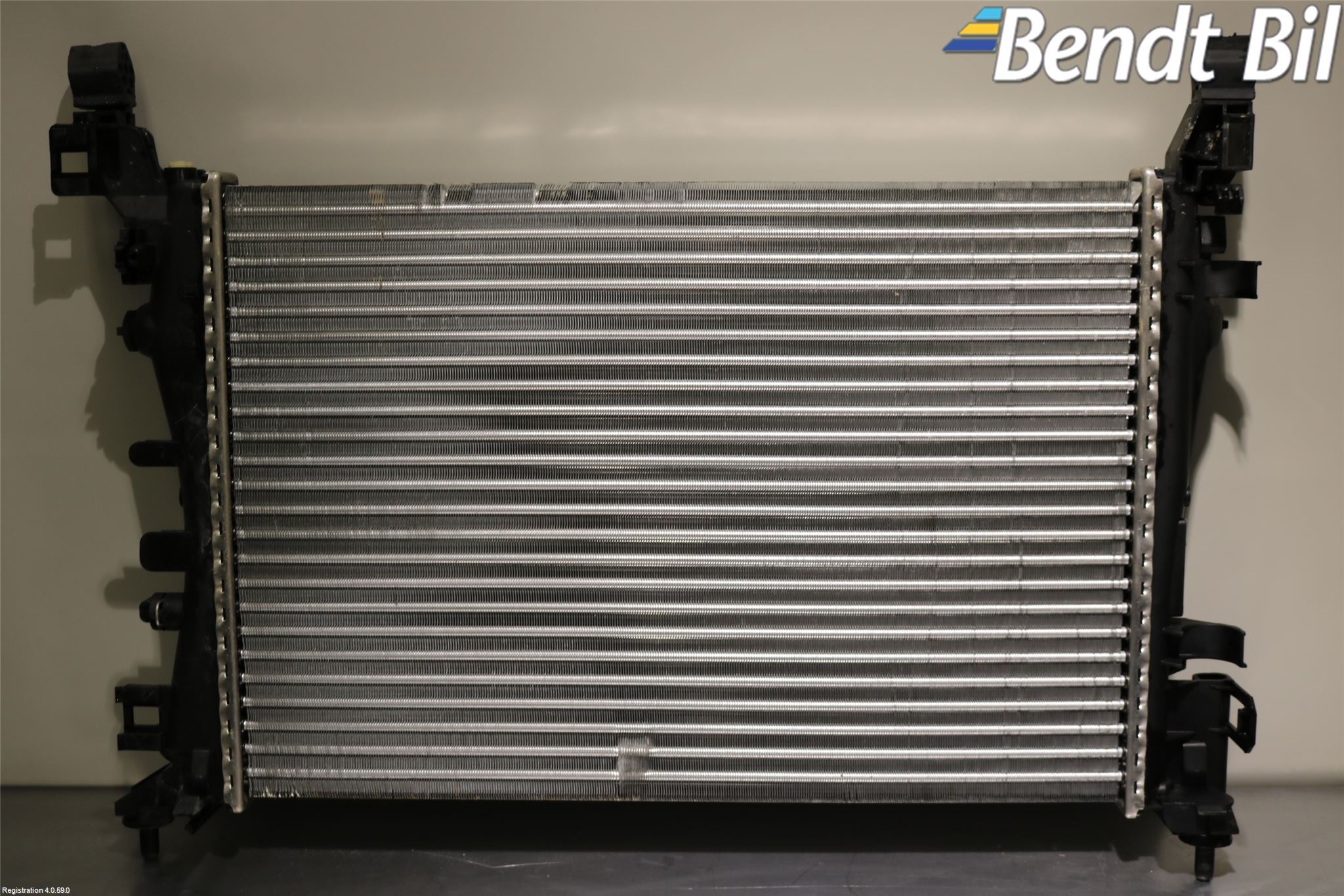 Opel CORSA E 15-19 Kylare Man