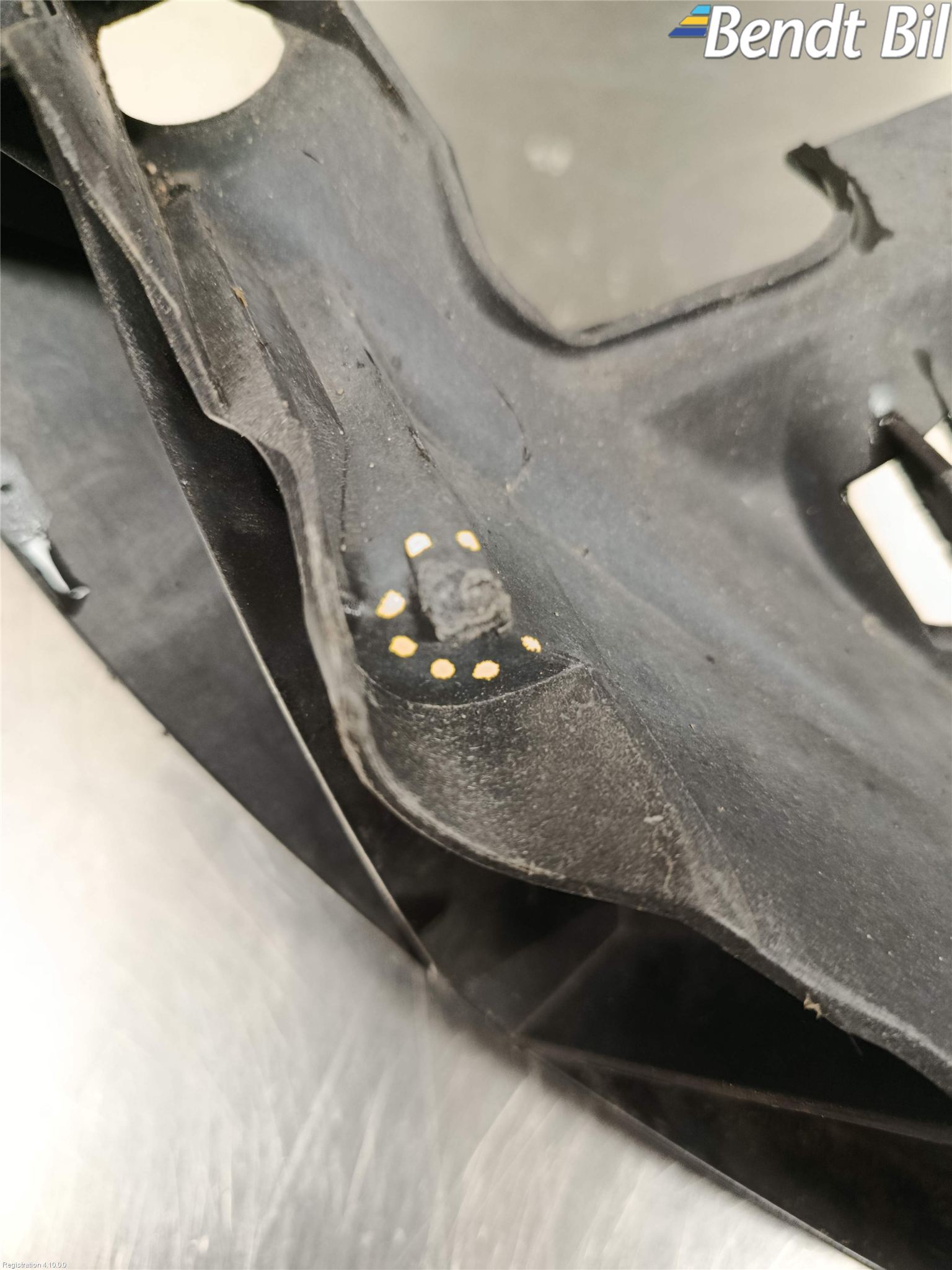 BMW 1 E87/81 5D/3D 03-11 Strålkastarsarg Höger