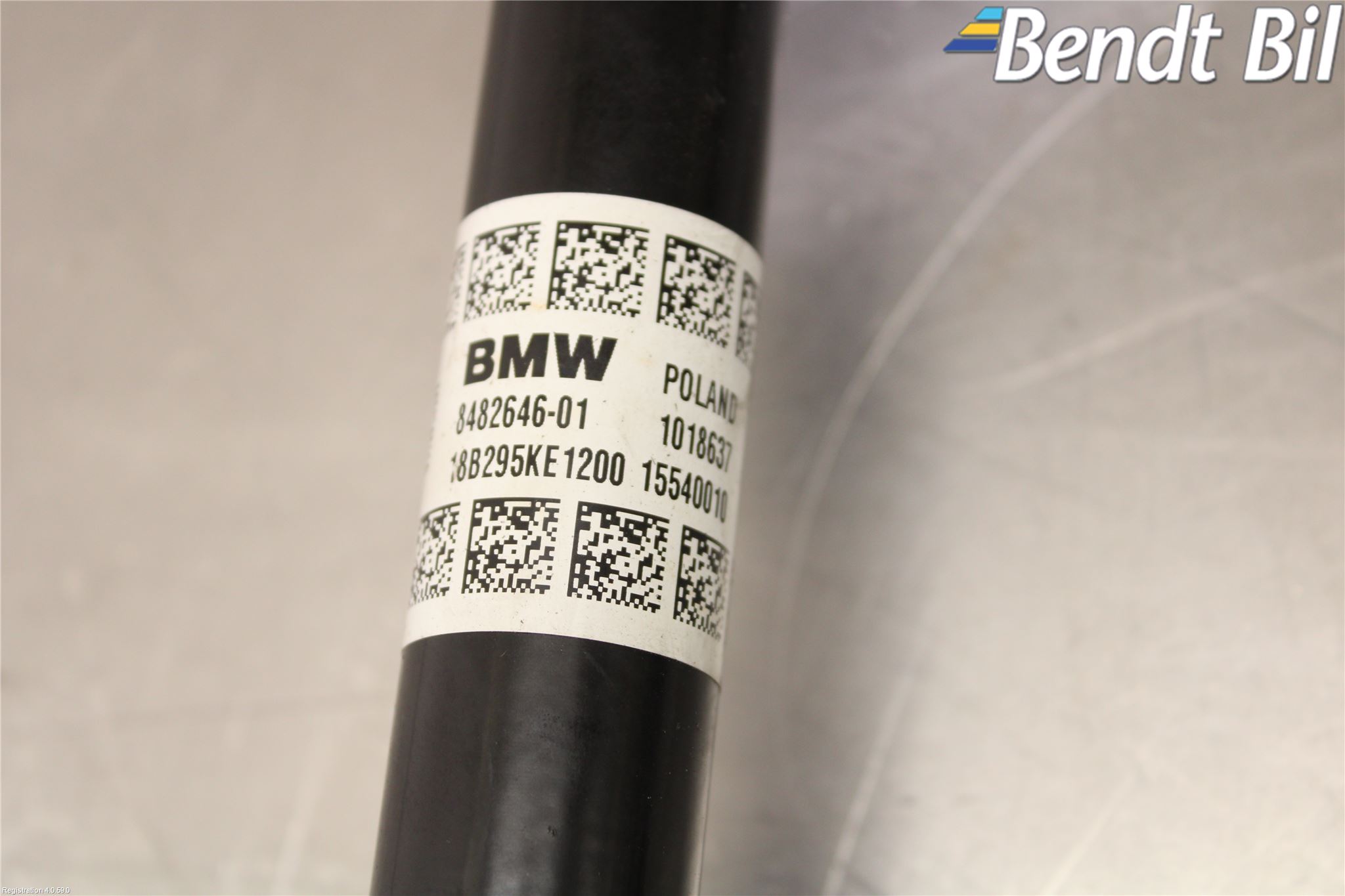 BMW X1 F48 15-22 Drivaxel Fram Höger